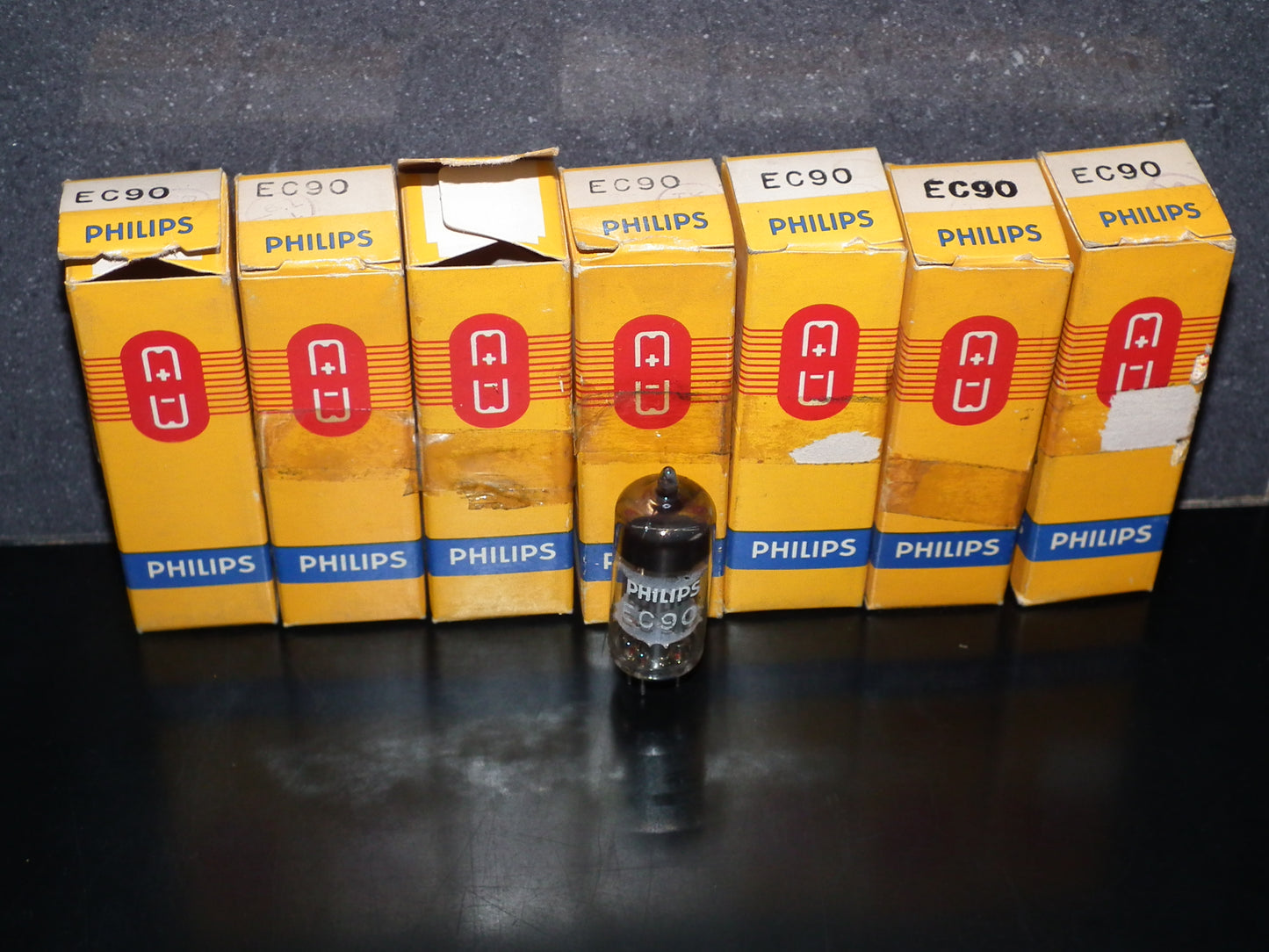 EC90 Mullard Mitcham Rebranded Philips 6C4 NOS NIB