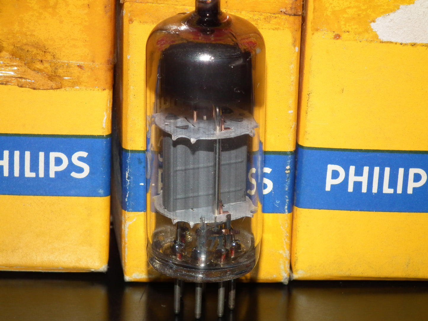 EC90 Mullard Mitcham Rebranded Philips 6C4 NOS NIB