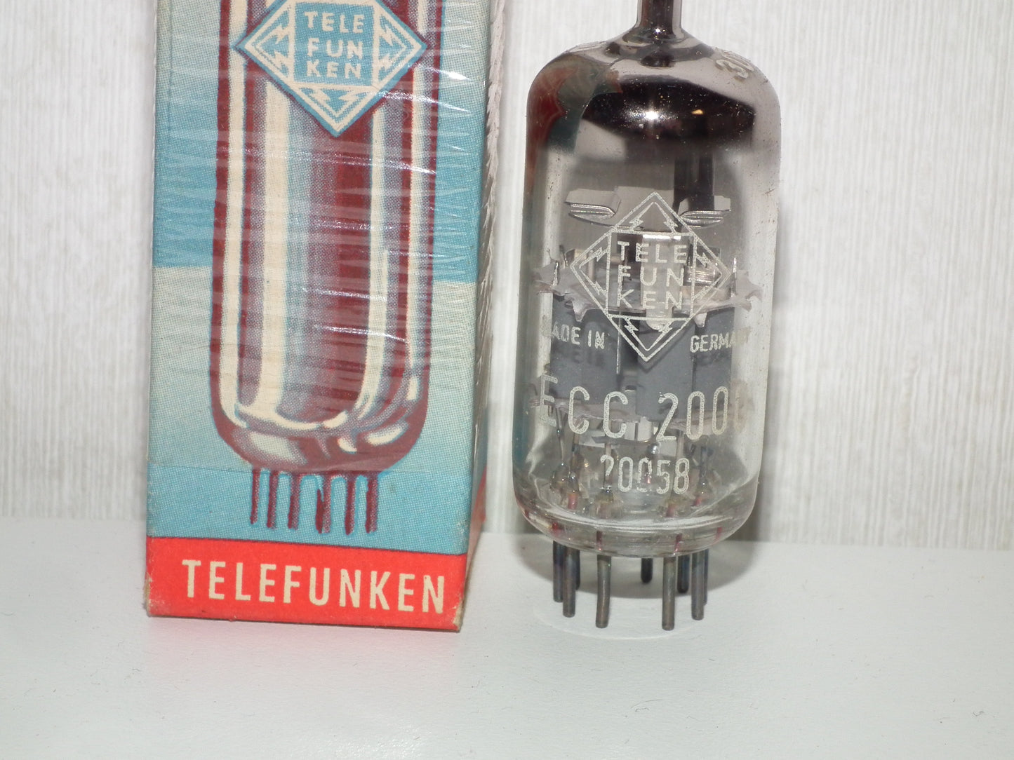 ECC2000 Telefunken NOS NIB Double Triode