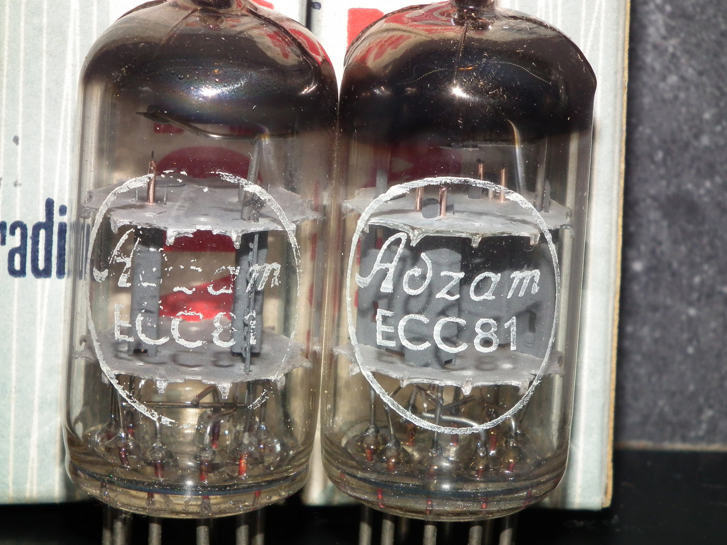ECC81 12AT7 ADZAM Philips Holland Flat Foil Crossbar D Getter Matched Pair