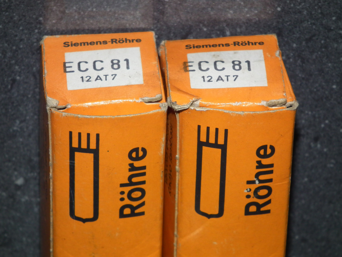 ECC81 Siemens Platinum Matched Pair NOS NIB 12AT7
