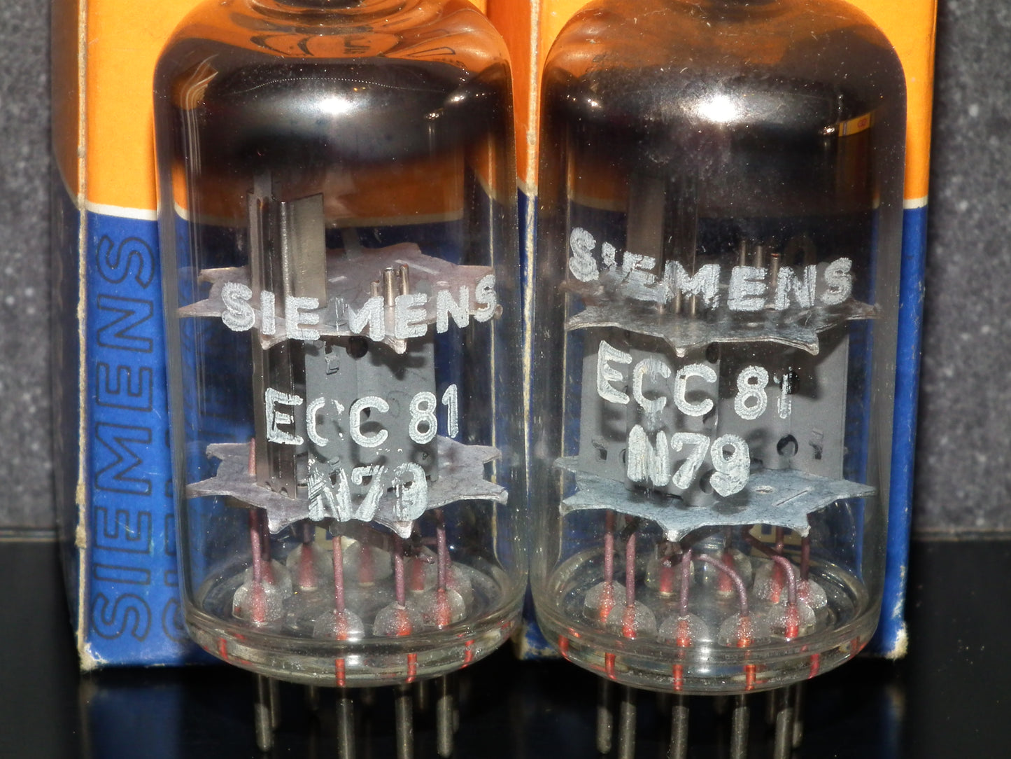 ECC81 Siemens Platinum Matched Pair NOS NIB 12AT7