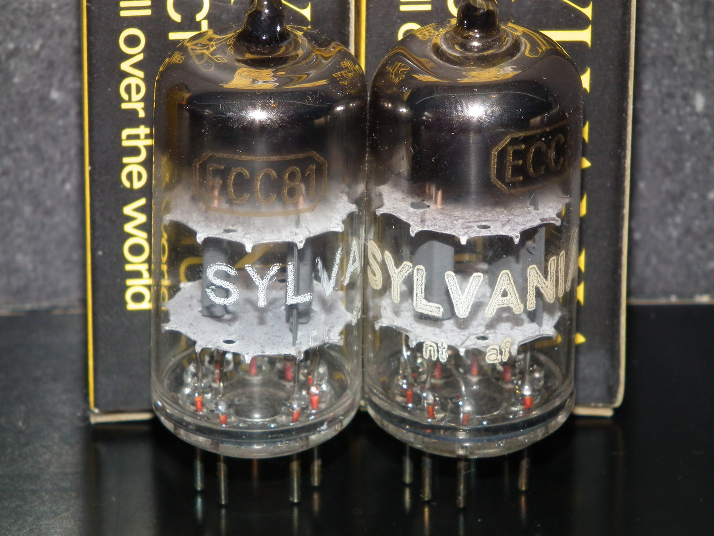ECC81 SYLVANIA 12AT7 NOS NIB Matched Pair USA