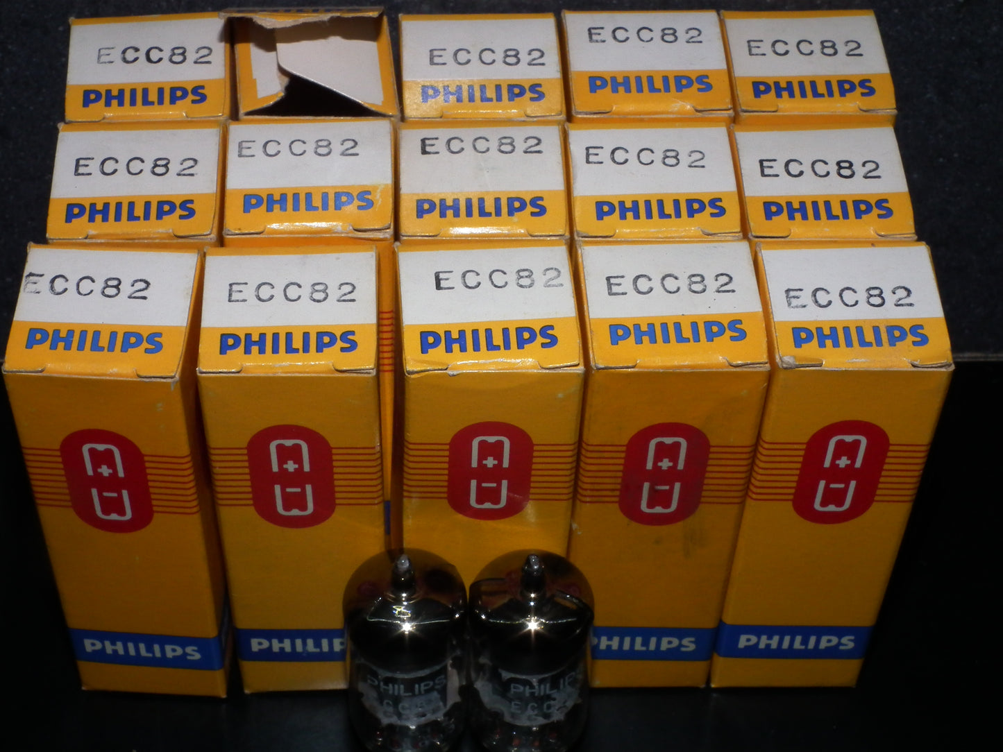 Platinum Matched Pair ECC82 12AU7 Mullard Blackburn 1960 NOS NIB