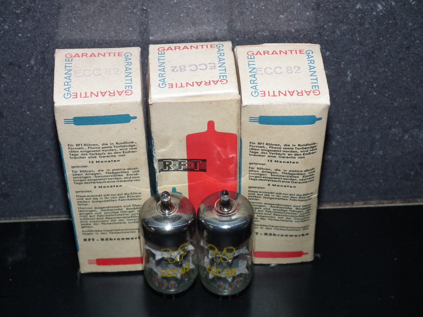 ECC82 12AU7 RFT Germany NOS NIB Platinum Matched Pair early 60s Same Codes