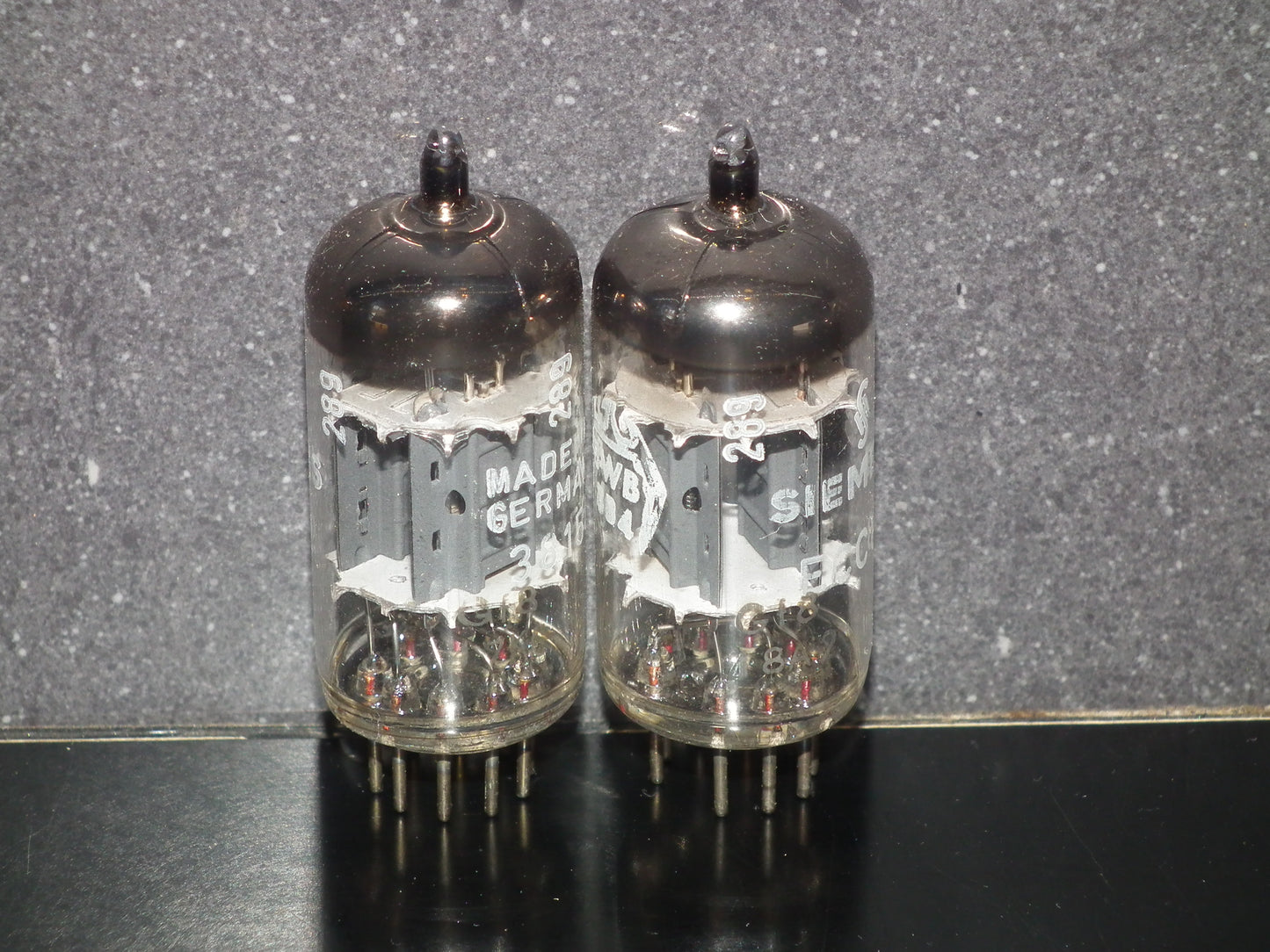 Siemens & Halske ECC82 12AU7 Matched pair (Munich, BWB)
