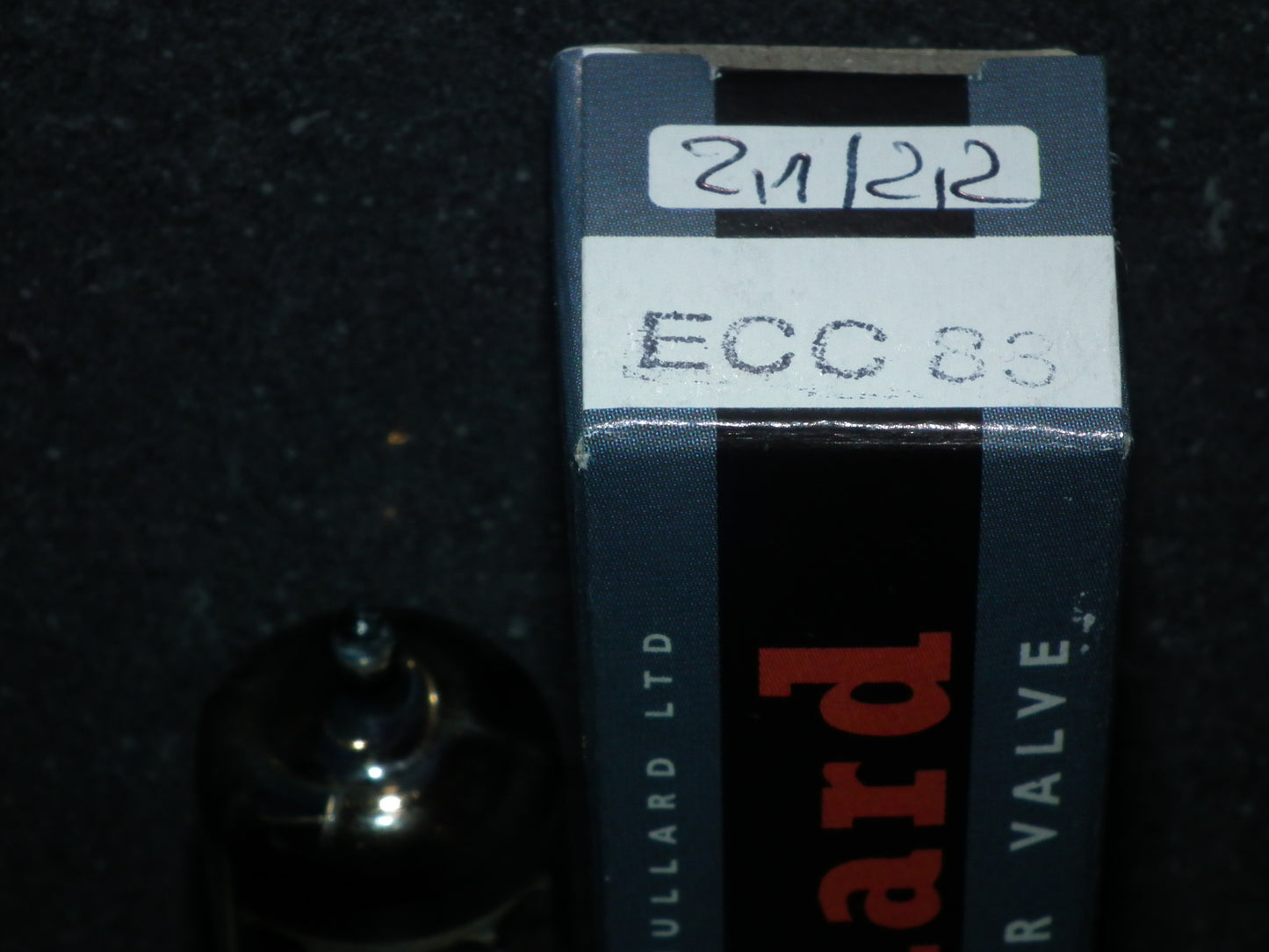 One (1 pcs) ECC83 Mullard Blackburn 12AX7 NOS Long Anodes