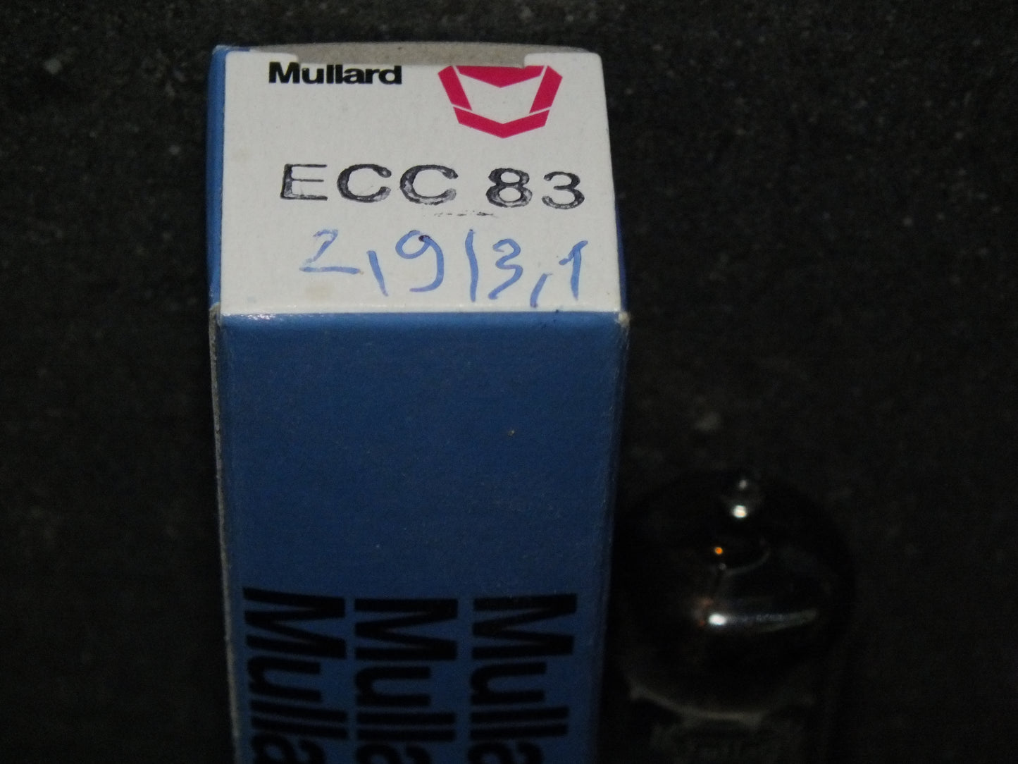 One (1 pcs) ECC83 Mullard Blackburn 12AX7 NOS Long Anodes Strong