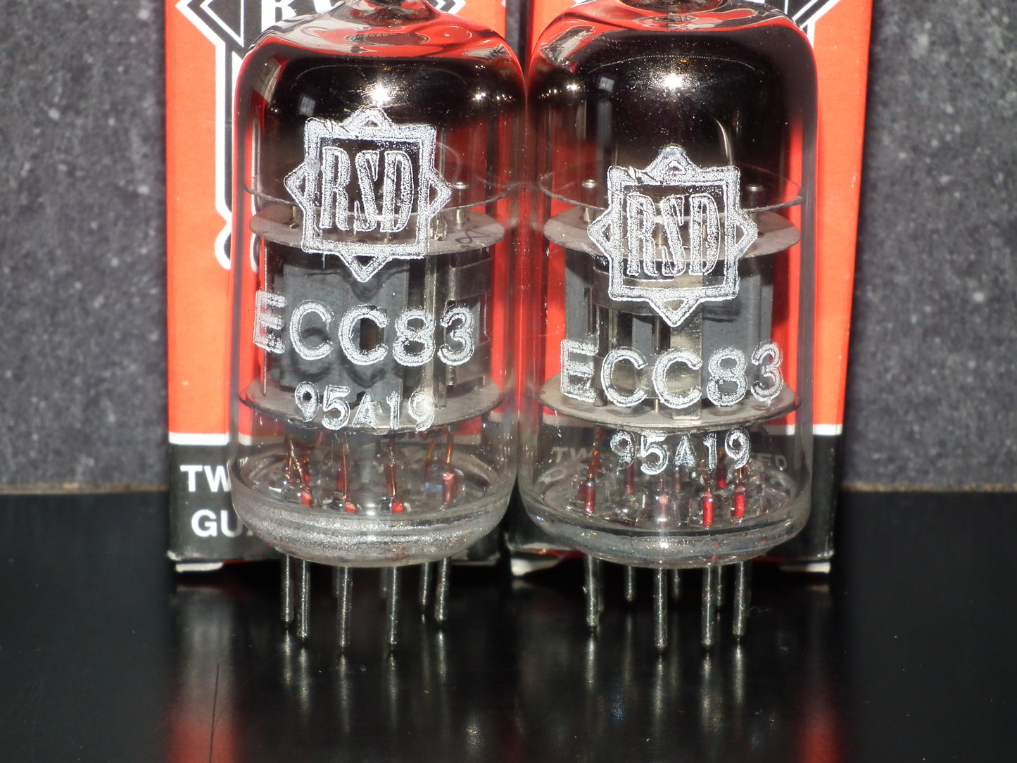 Platinum Matched Pair (2 tubes) ECC83 RSD 12AX7 Germany