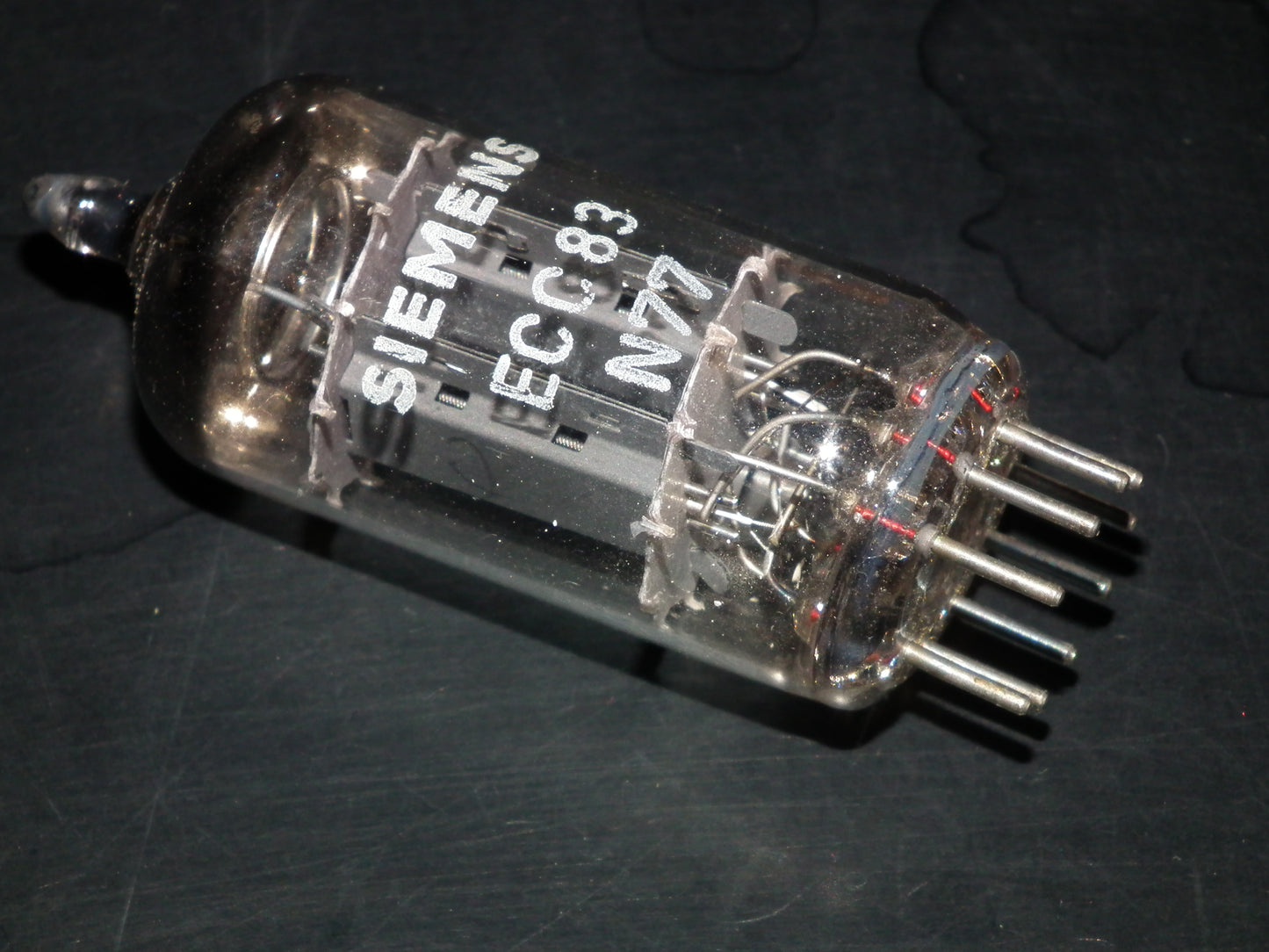ECC83 12AX7 Siemens EI Telefunken Long Smooth Plates 17mm NOS NIB