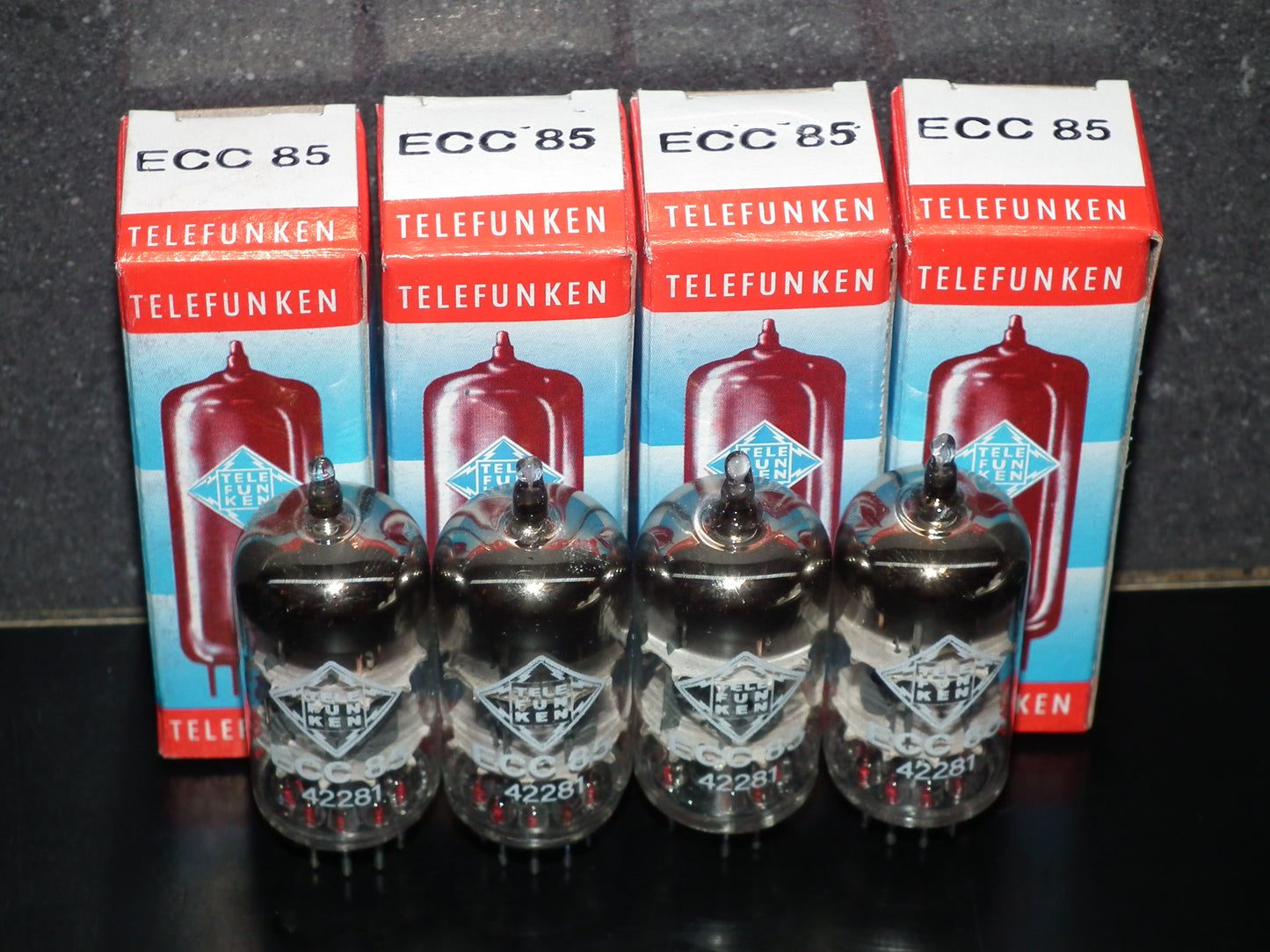ECC85 6AQ8 Telefunken NOS Platinum matched quad