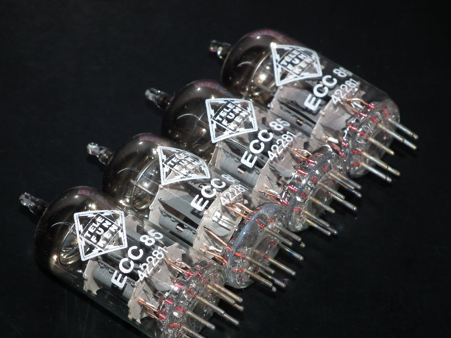 ECC85 6AQ8 Telefunken NOS Platinum matched quad