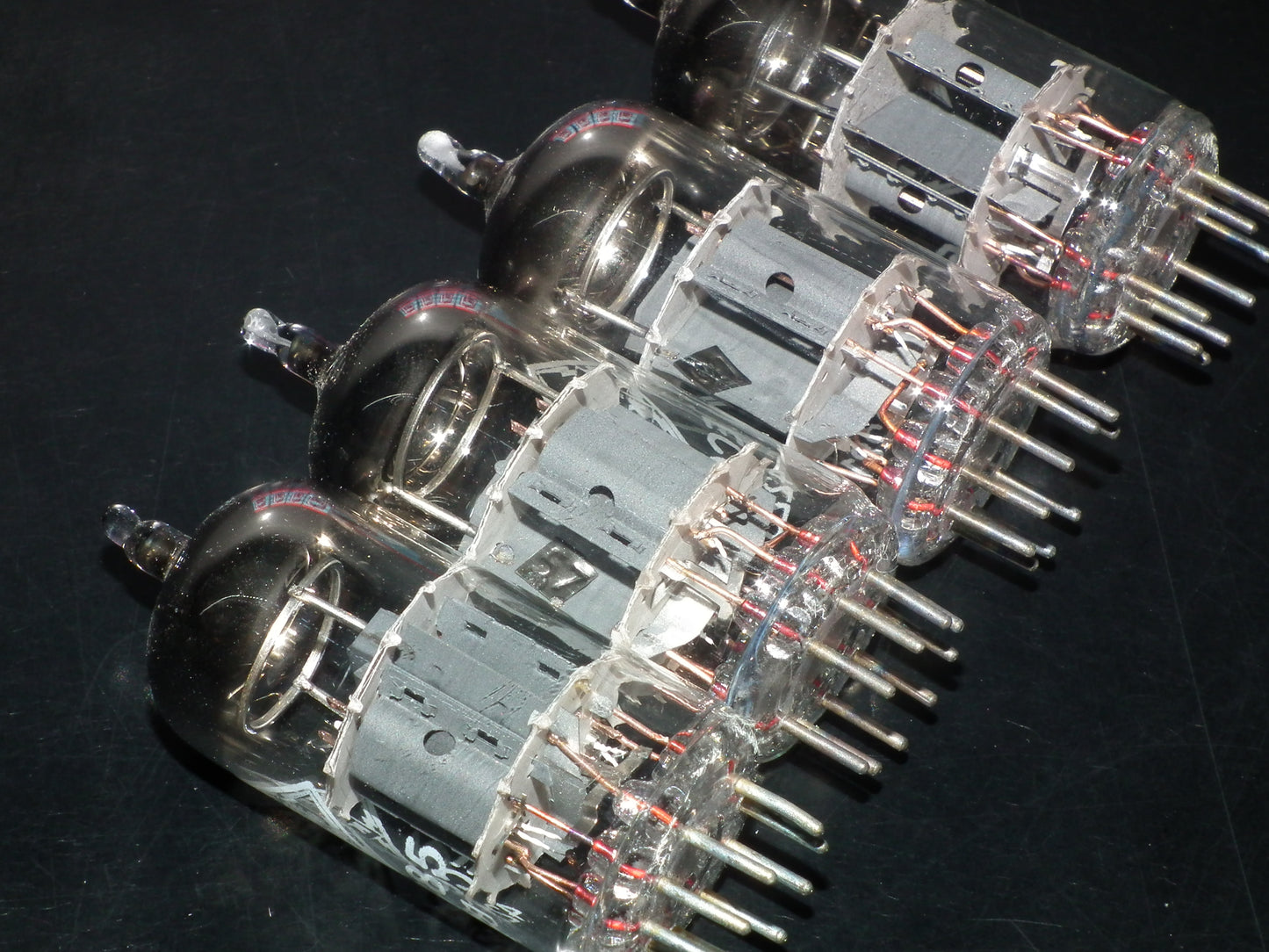ECC85 6AQ8 Telefunken NOS Platinum matched quad