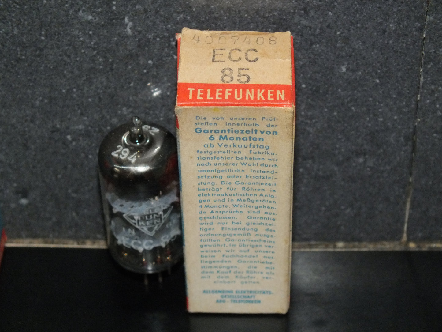ECC85 6AQ8 Telefunken NOS NIB Diamond Bottom