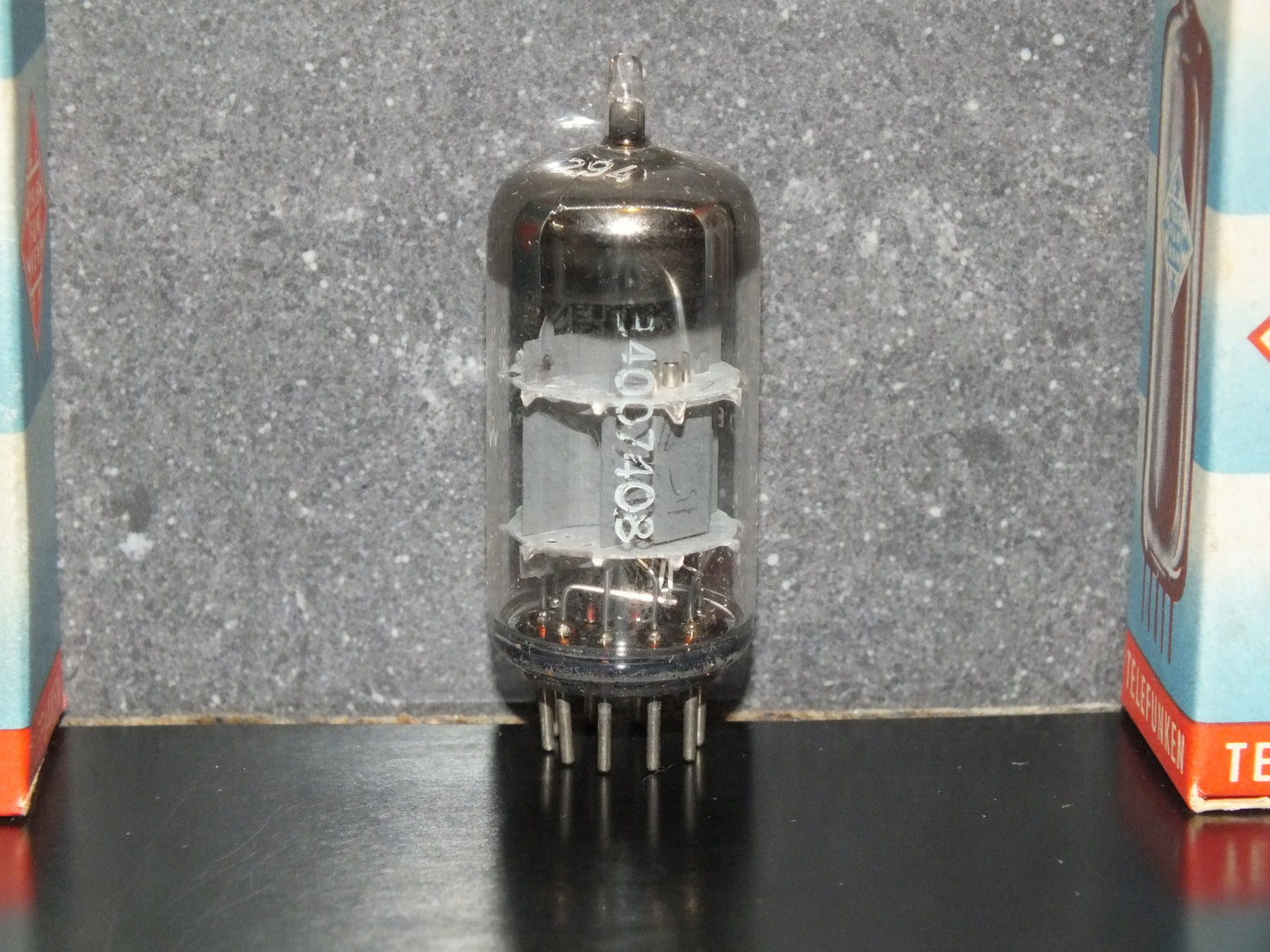 ECC85 6AQ8 Telefunken NOS NIB Diamond Bottom