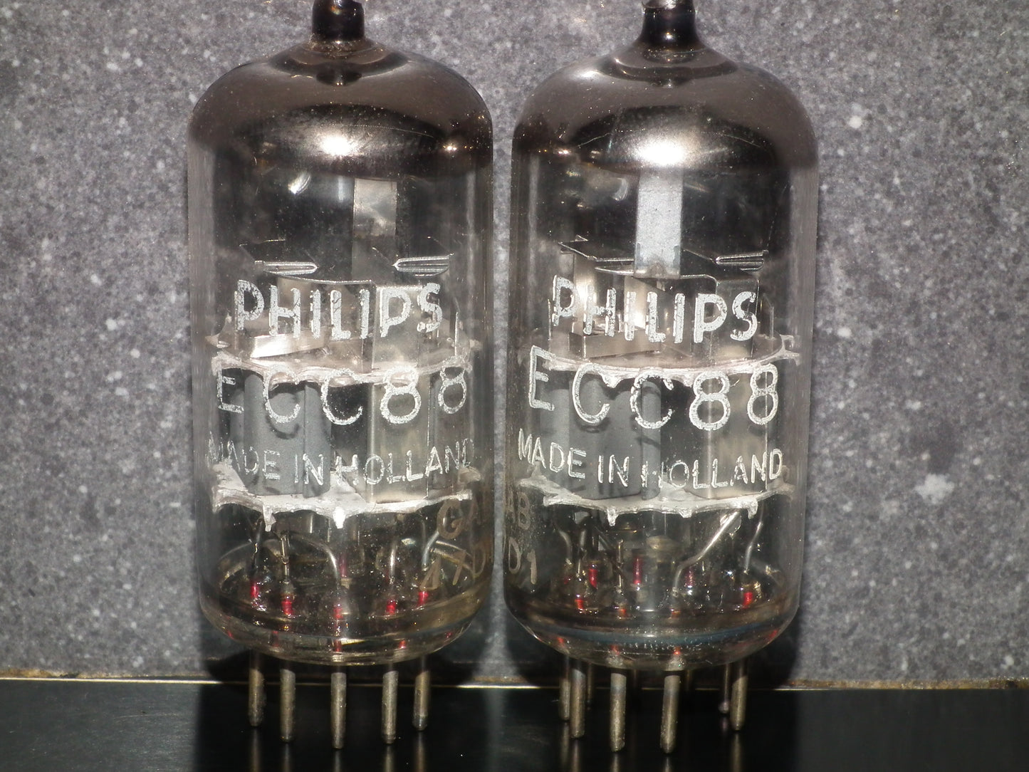 ECC88 6DJ8 Philips Holland Platinum Matched Pair Dual Stage NOS