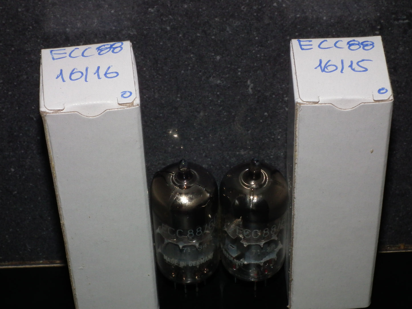 Matched pair ECC88 Siemens 6DJ8 DUAL STAGE GETTER 100%