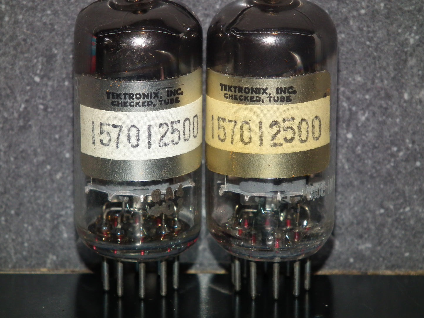 Matched pair ECC88 Siemens 6DJ8 DUAL STAGE GETTER 100%