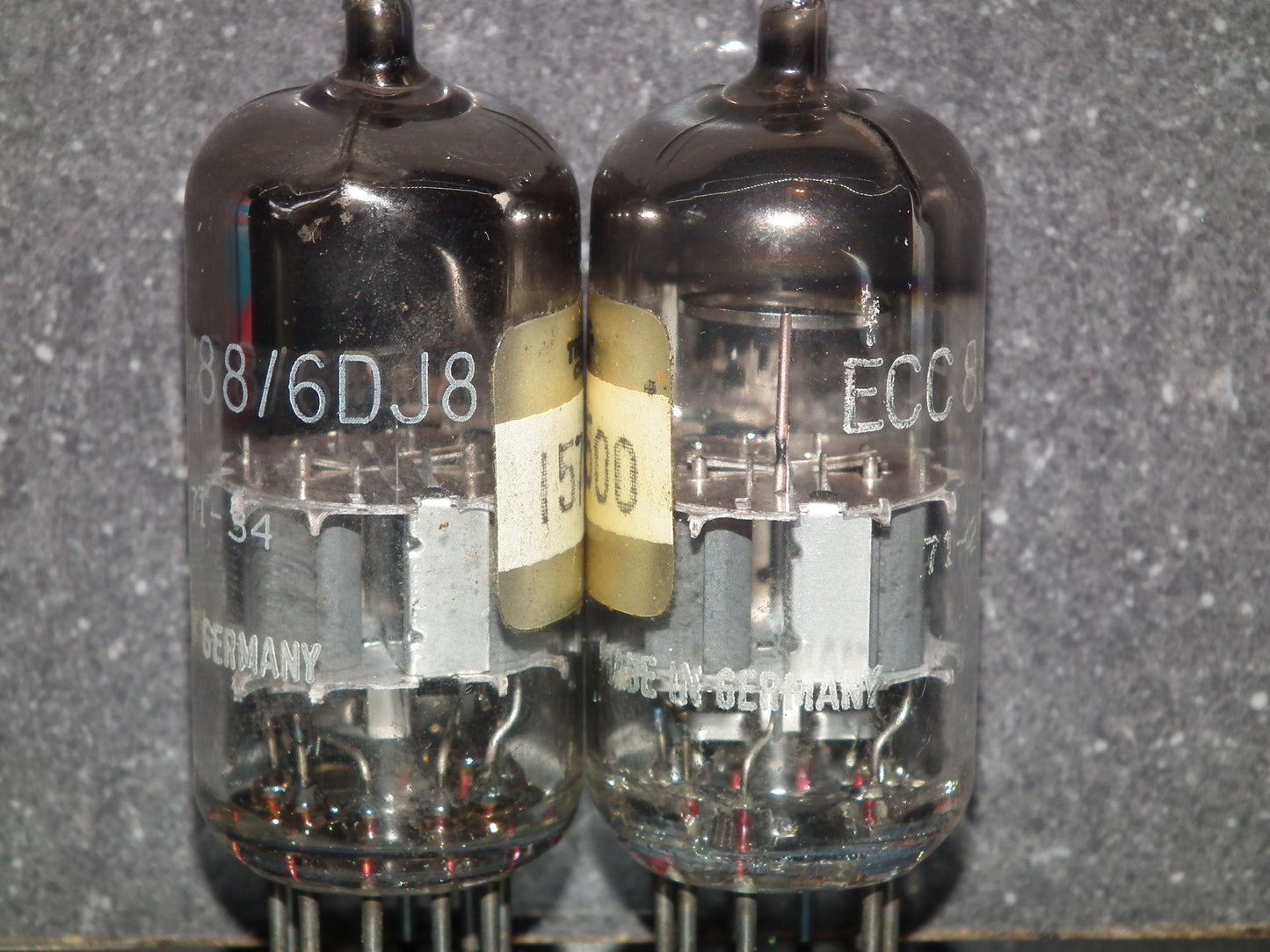 Matched pair ECC88 Siemens 6DJ8 DUAL STAGE GETTER 100%