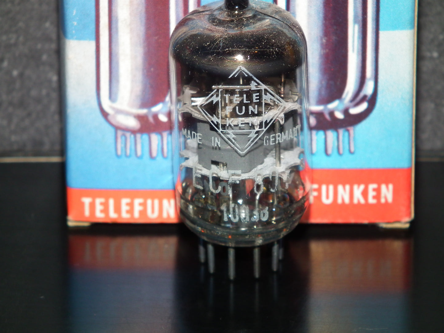 ECF801 6GJ7 TELEFUNKEN NOS