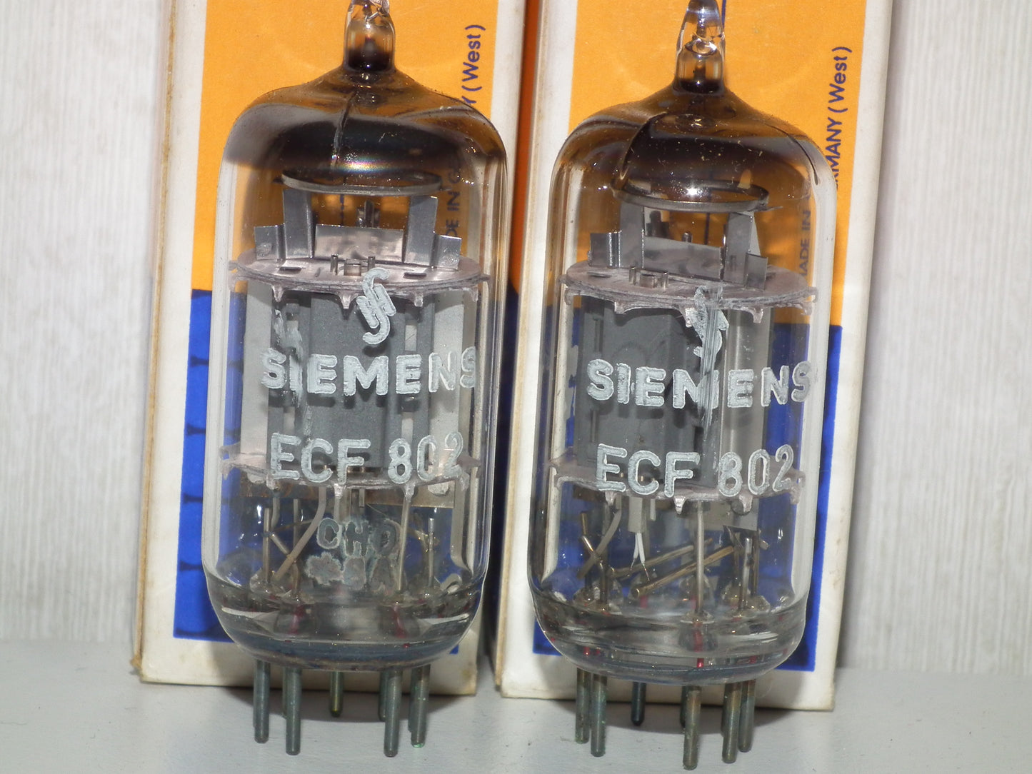 ECF802 Siemens Platinum Matched Pair NOS NIB 6JW8 Munich Plant