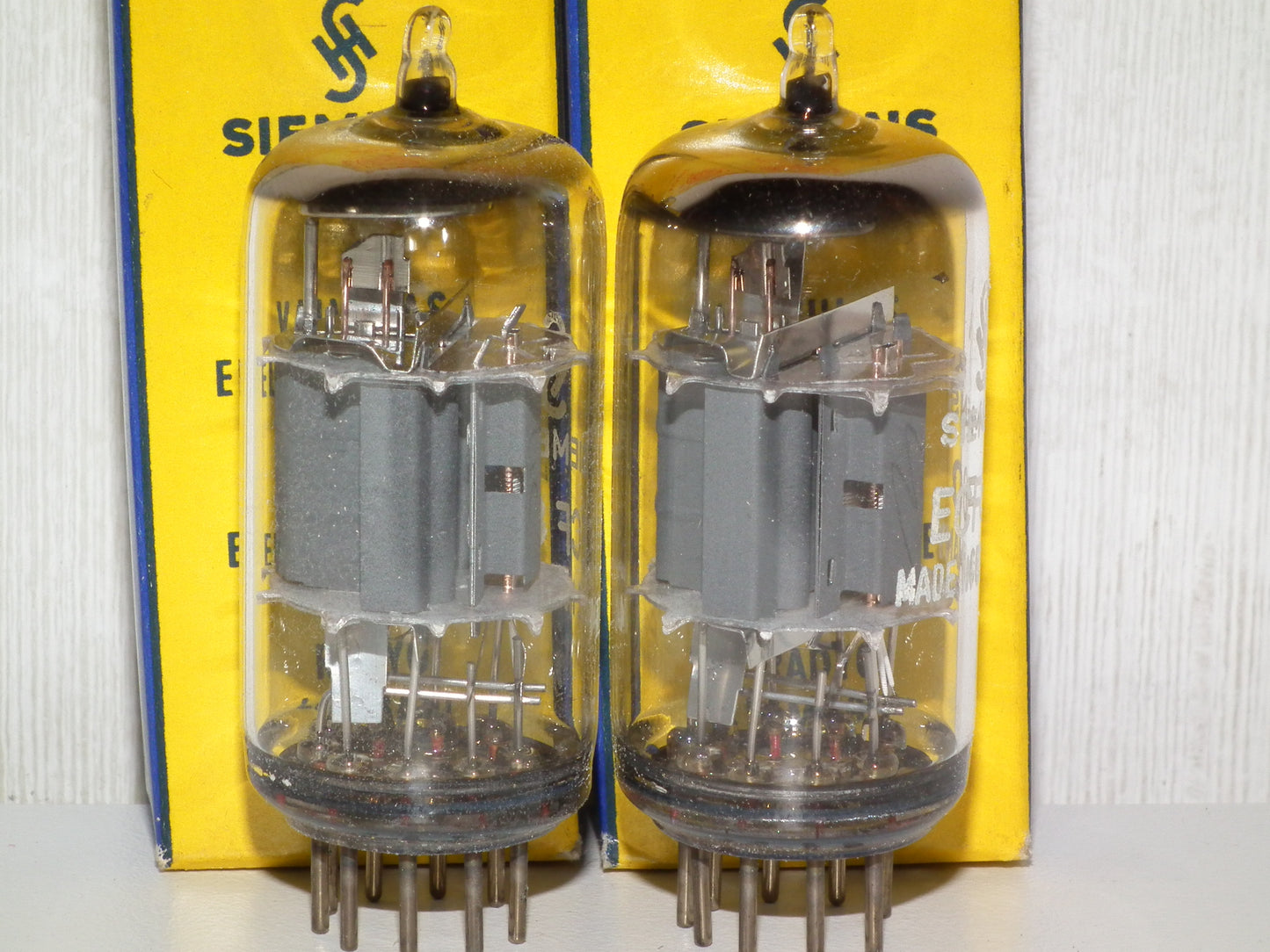 ECF80 Telefunken 6BL8 Platinum matched pair NOS NIB Siemens