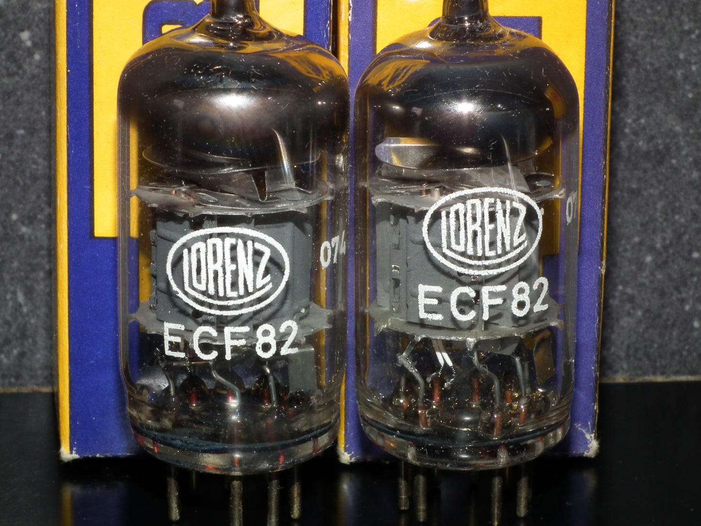 ECF82 Lorenz 6GH8A 6U8 Platinum matched pair NOS NIB Dual Stage Getter Germany