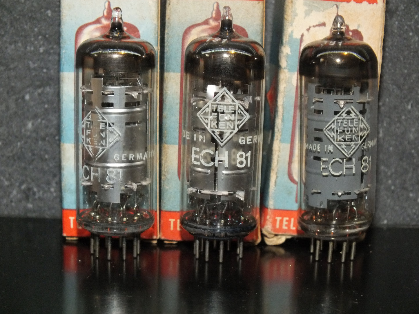ECH81 Telefunken 6AJ8 Diamond Bottom <> Berlin