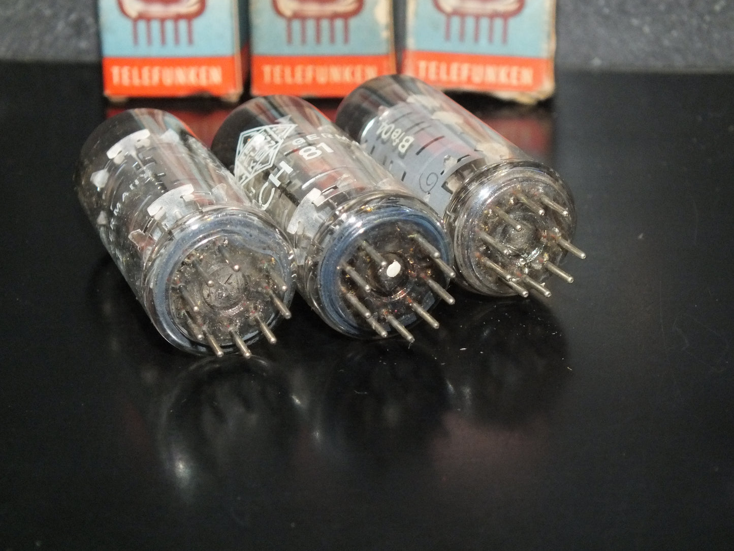 ECH81 Telefunken 6AJ8 Diamond Bottom <> Berlin