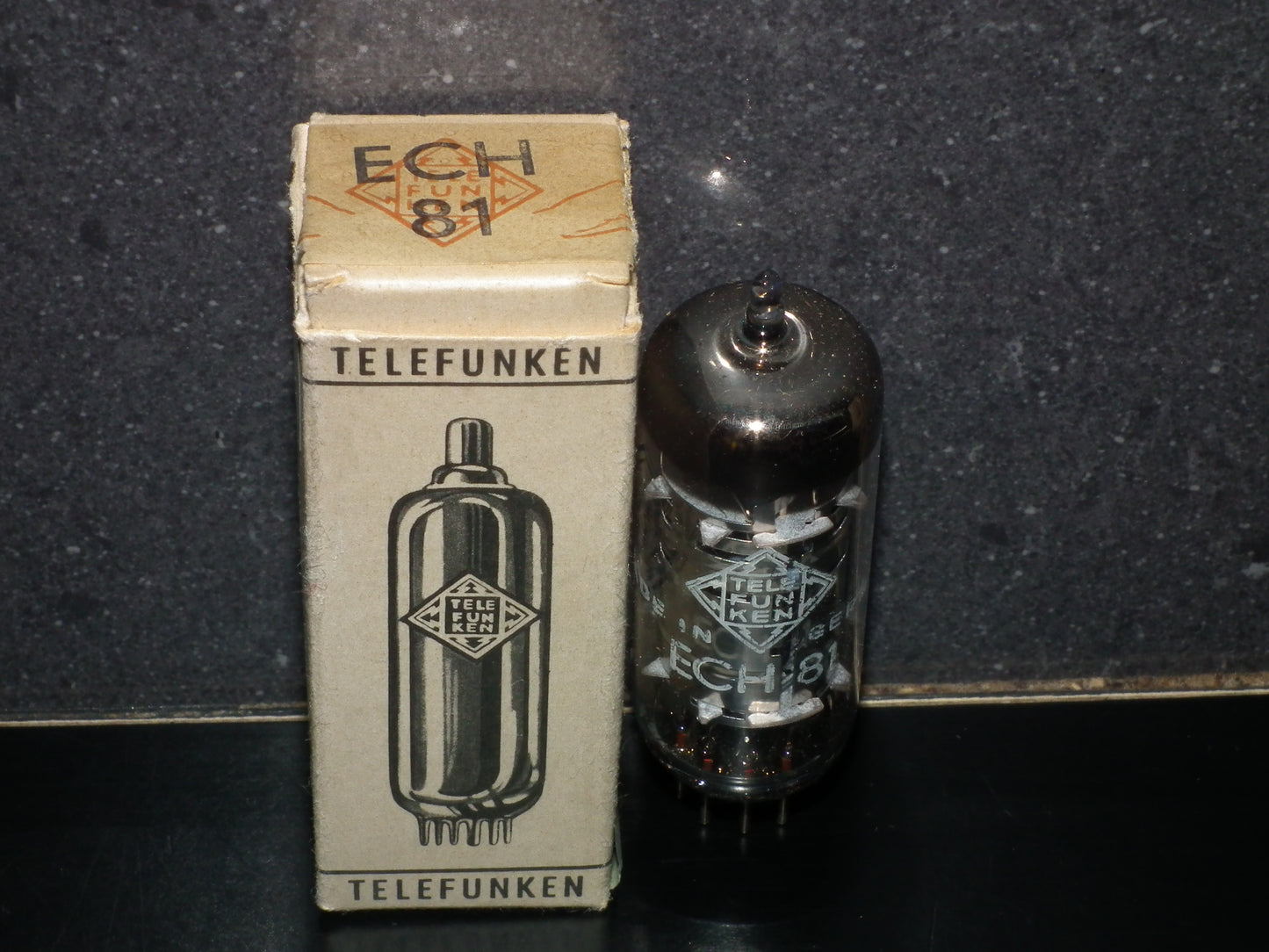 ECH81 Telefunken NOS NIB Sealed Diamond Bottom <> Old Type