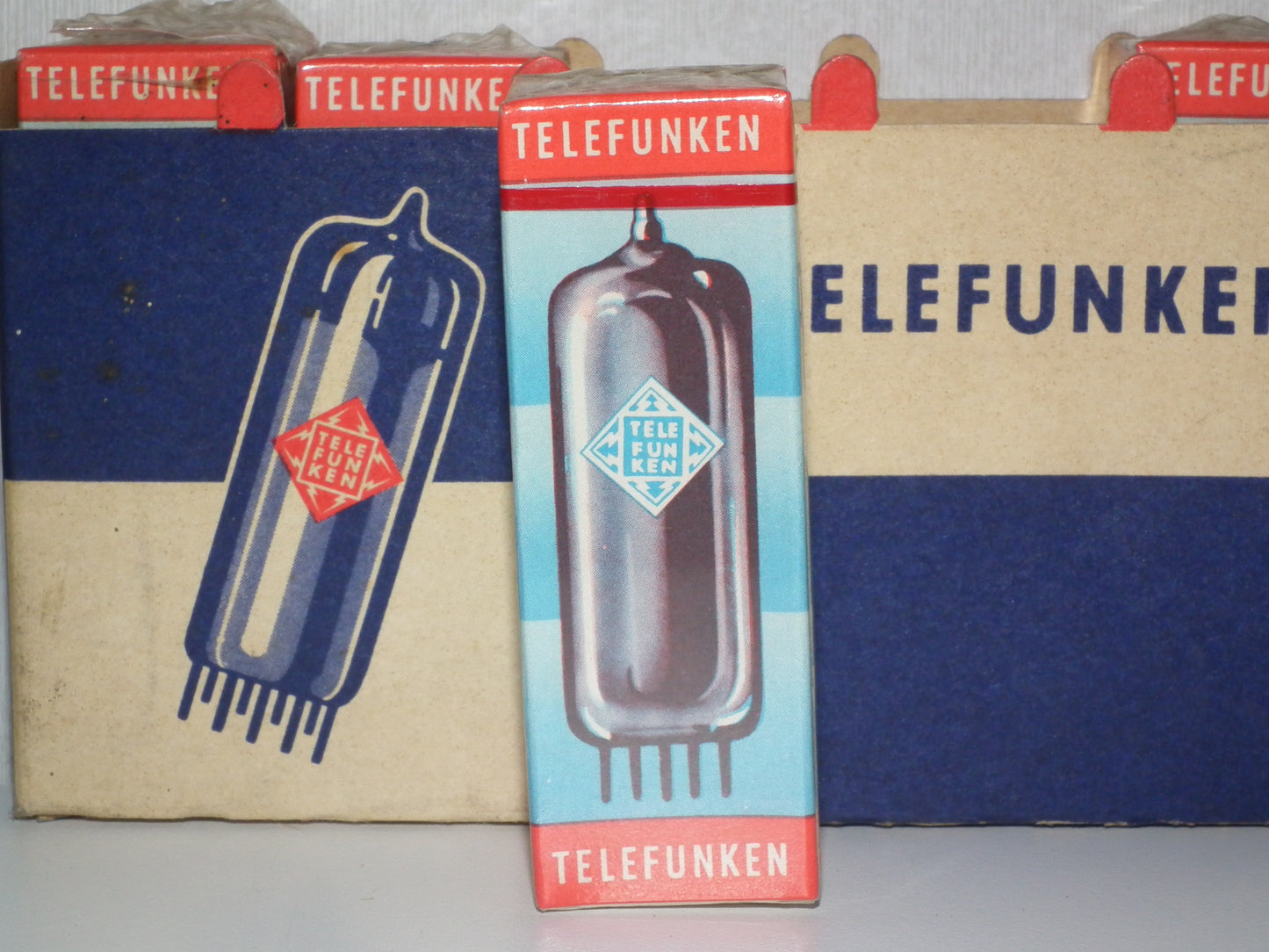 ECH81 Telefunken NOS NIB Sealed Diamond Bottom <>