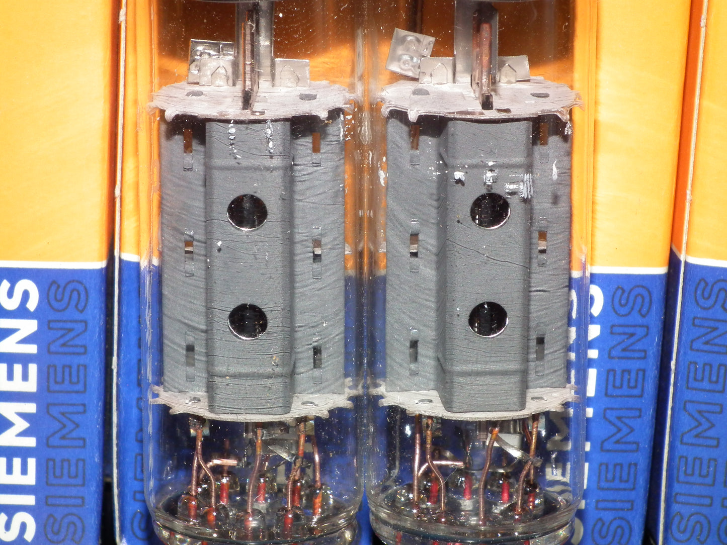 ECL805 Siemens Platinum Matched Pair NOS NIB (ECL85 sub)