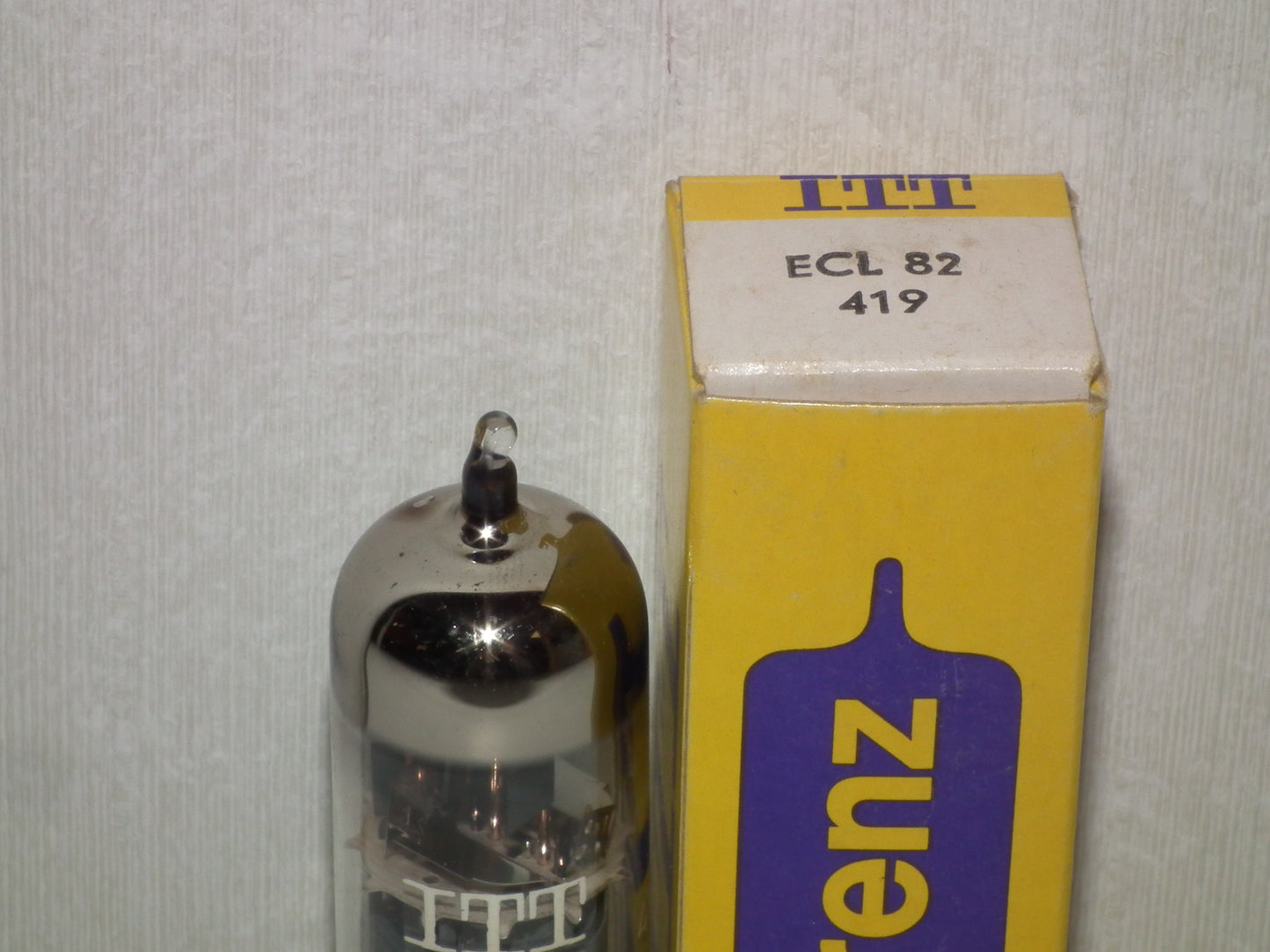 ECL82 6BM8 ITT Lorenz NOS NIB
