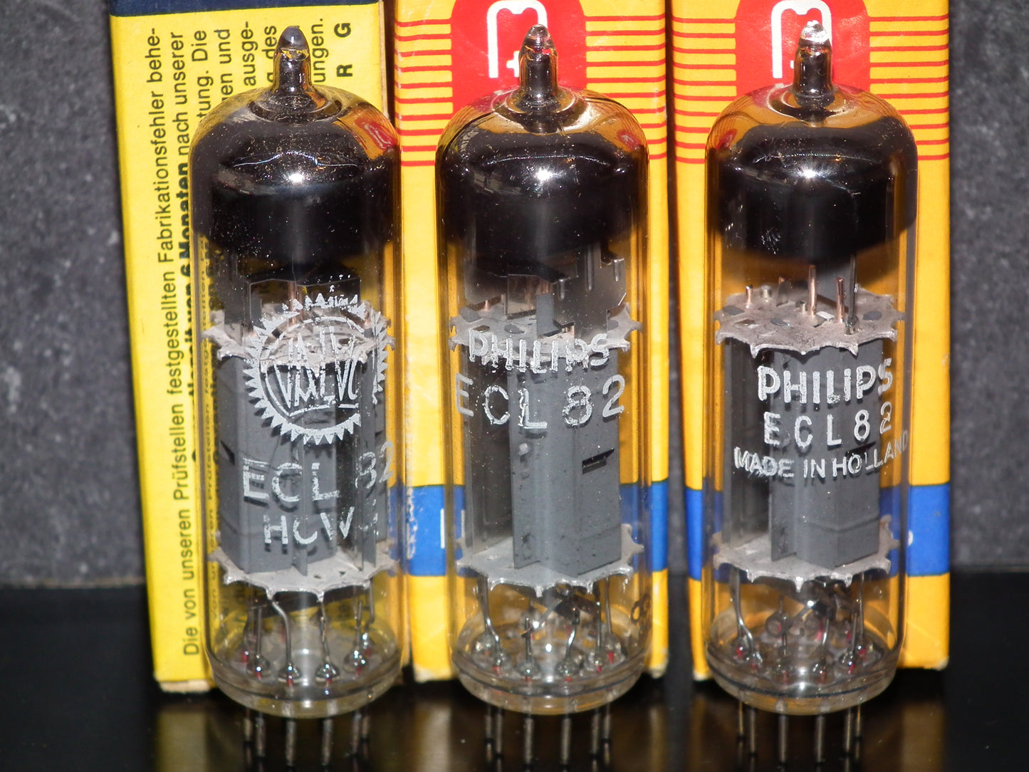 ECL82 6BM8 Philips Valvo NOS NIB