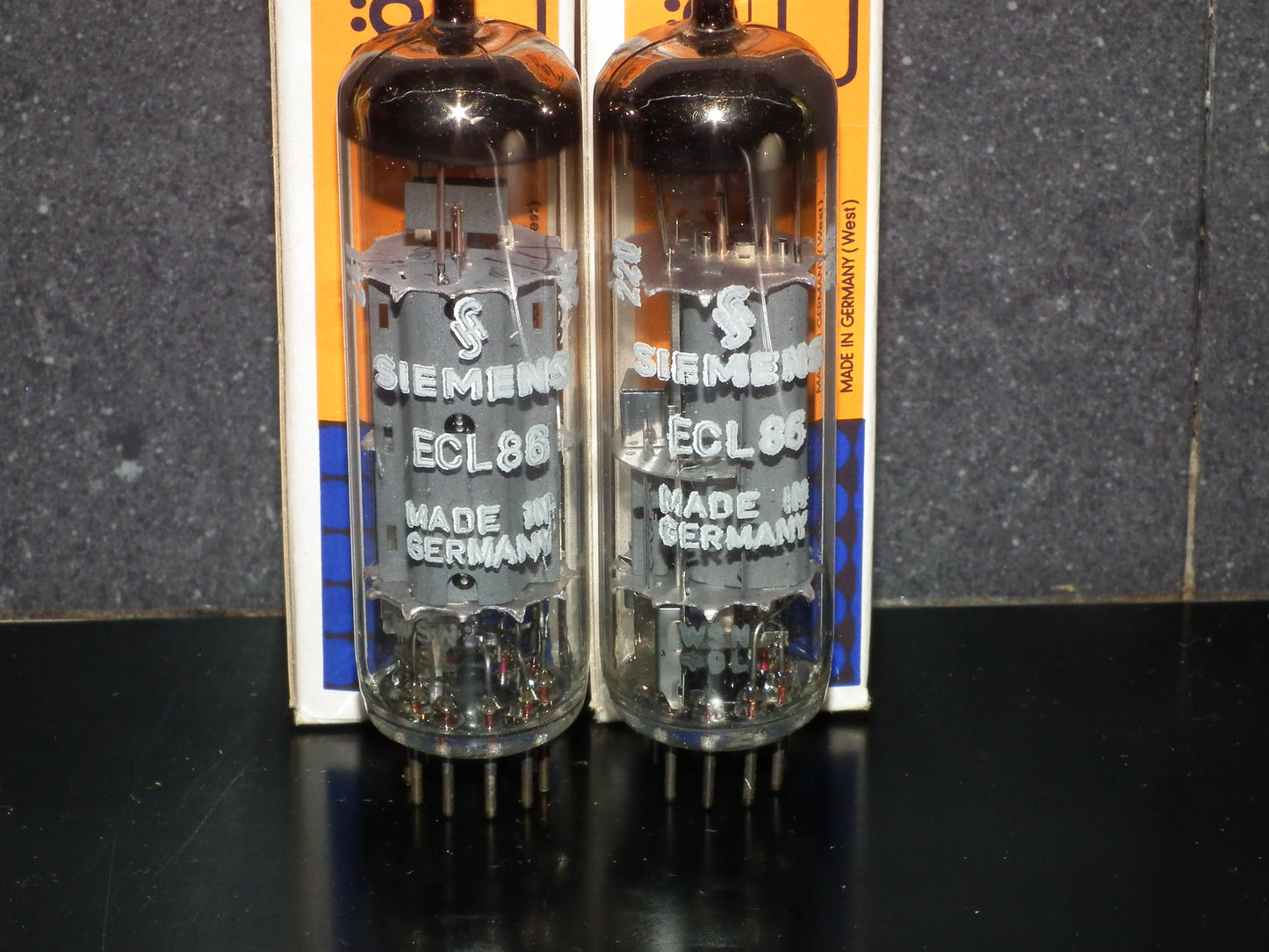 ECL86 Siemens Platinum Matched Pair (2 tubes) NOS NIB Siemens Halske Munich