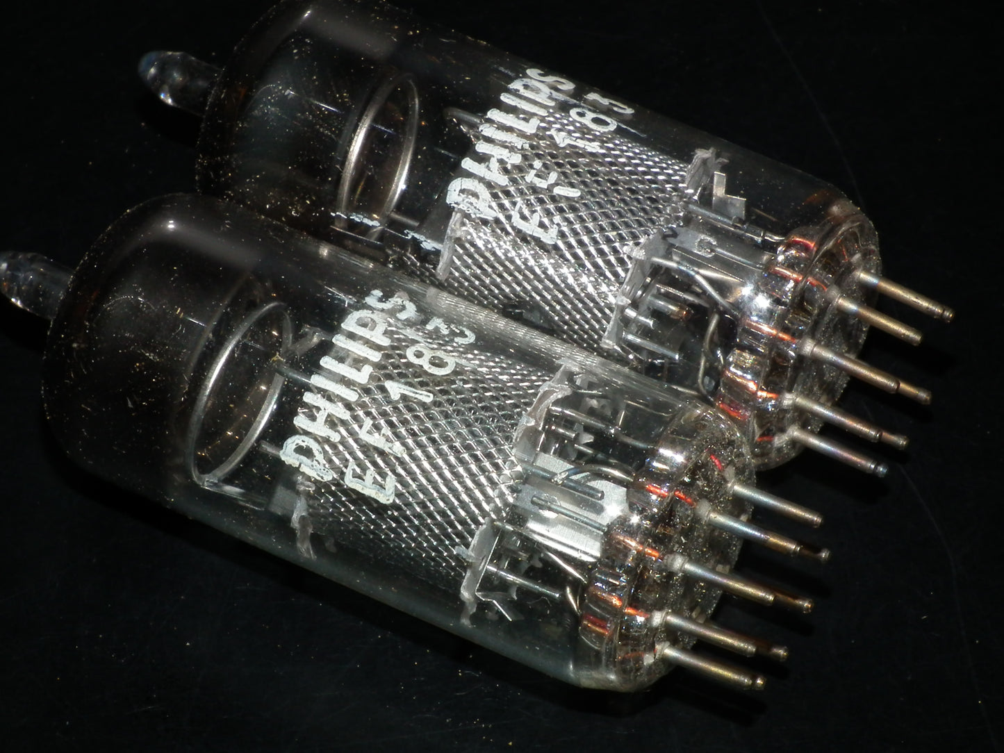 EF183 Philips NOS NIB 6EH7 One pair (2 tubes)