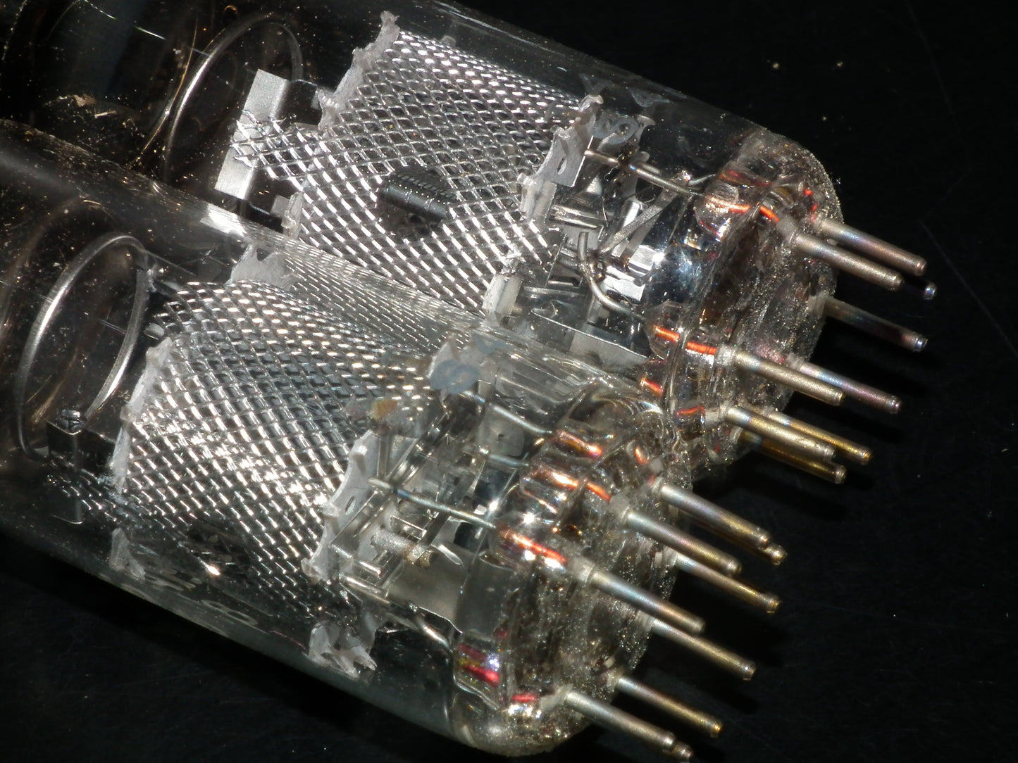 EF183 Philips NOS NIB 6EH7 One pair (2 tubes)