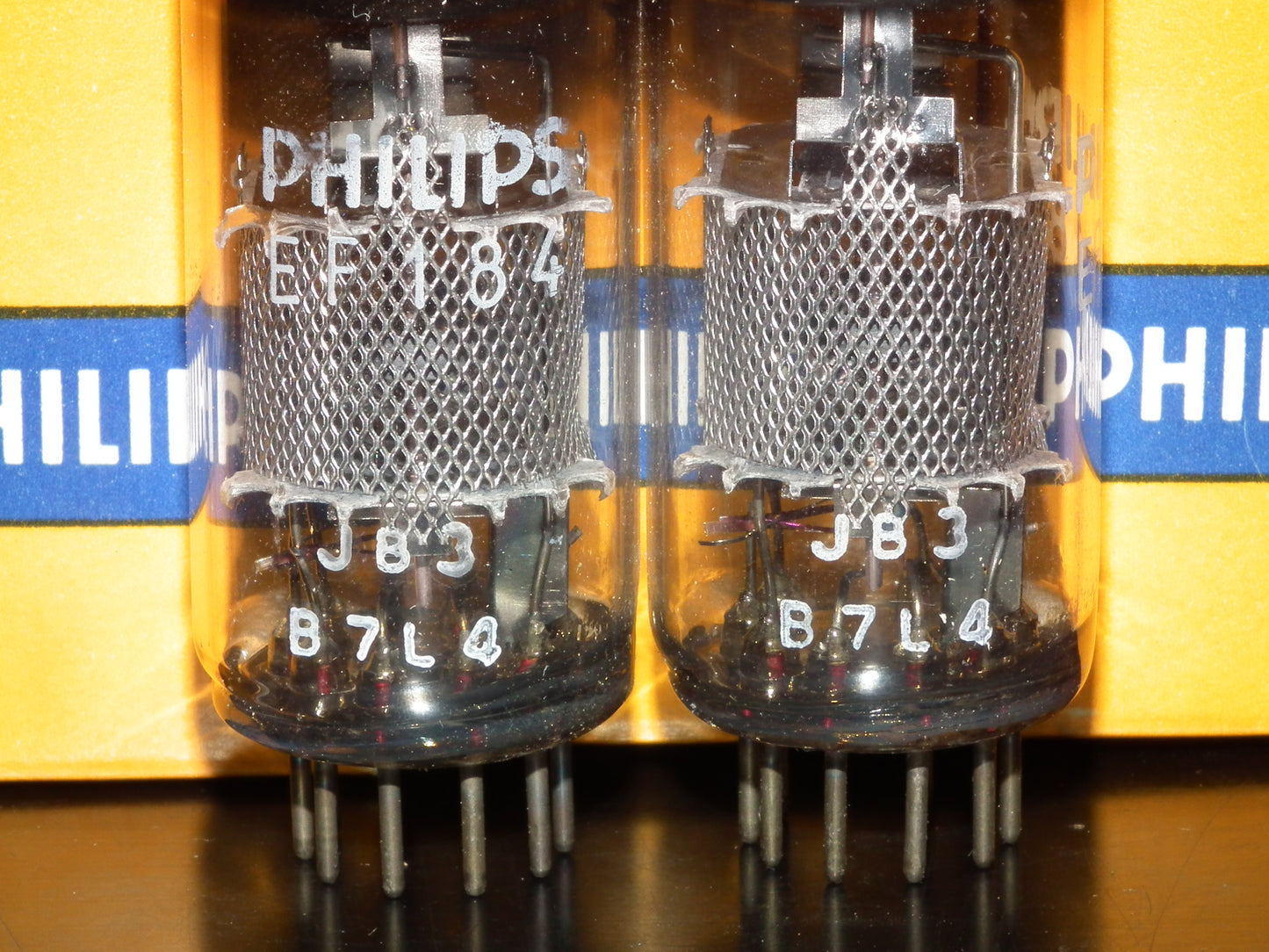 Platinum Matched Pair (2 tubes) EF184 Mullard Blackburn 6EJ7
