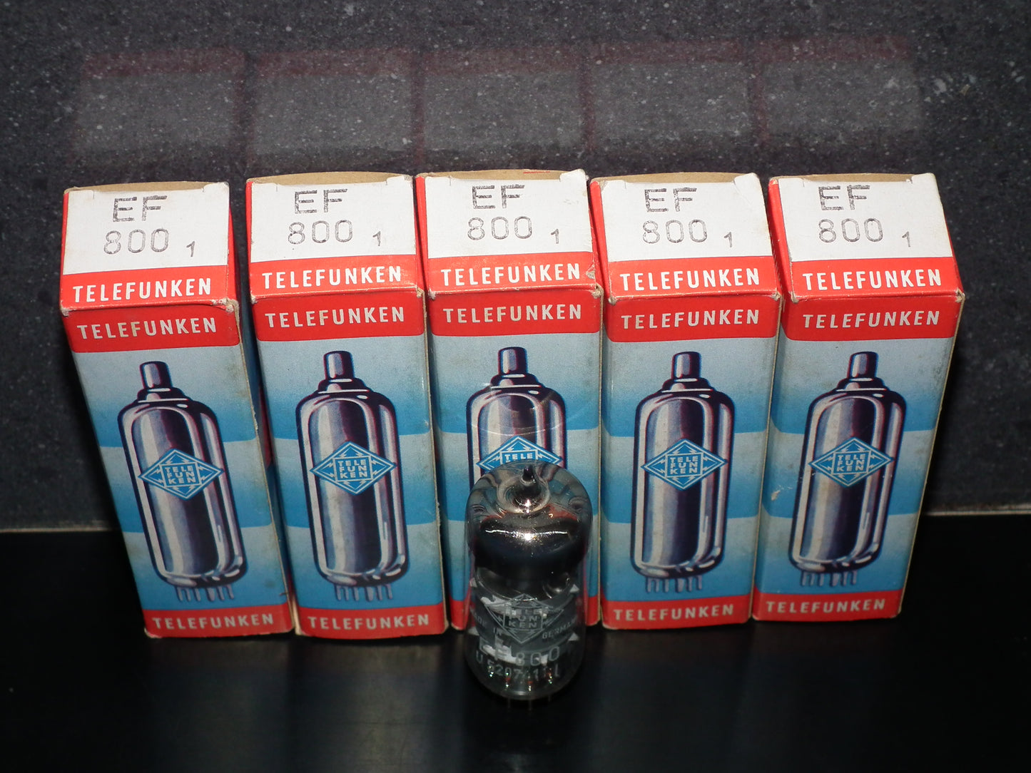 EF800 Telefunken NOS NIB Low Noise DB <> MIKTEK CV4 MK9 microphone