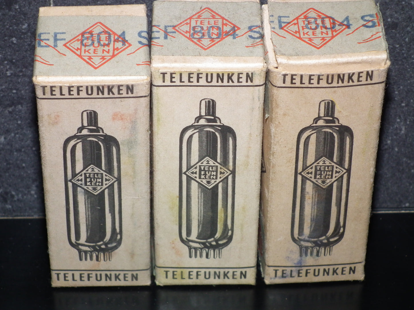 EF804S Telefunken NOS NIB Low Noise Microphone Pentode Diamond Bottom Sealed
