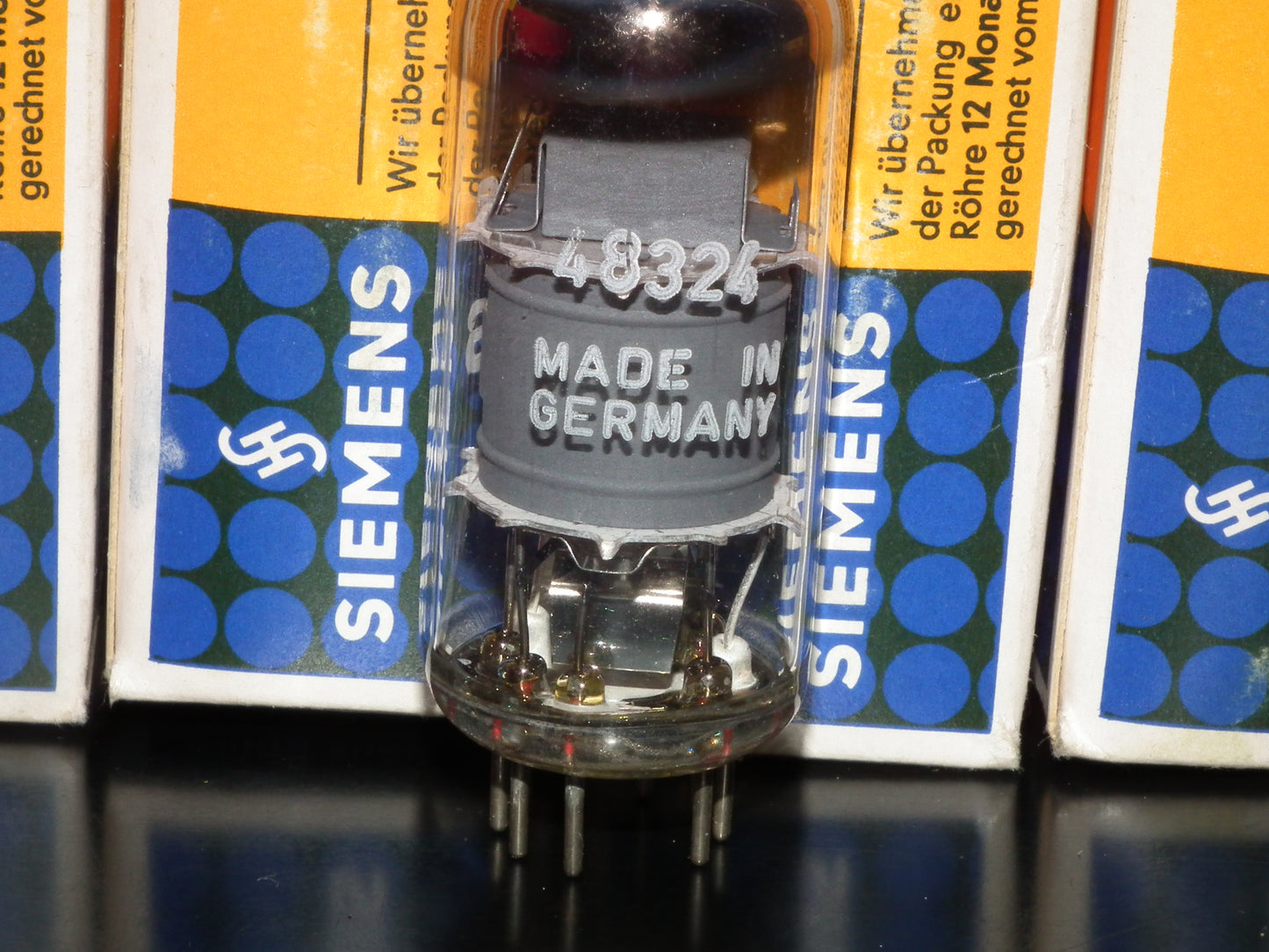 EF804S Telefunken NOS NIB Low Noise Diamond Bottom branded Siemens