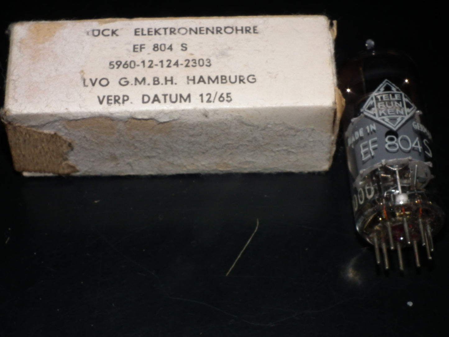 EF804S Telefunken Valvo NOS NIB Low Noise Microphone Pentode Diamond Bottom