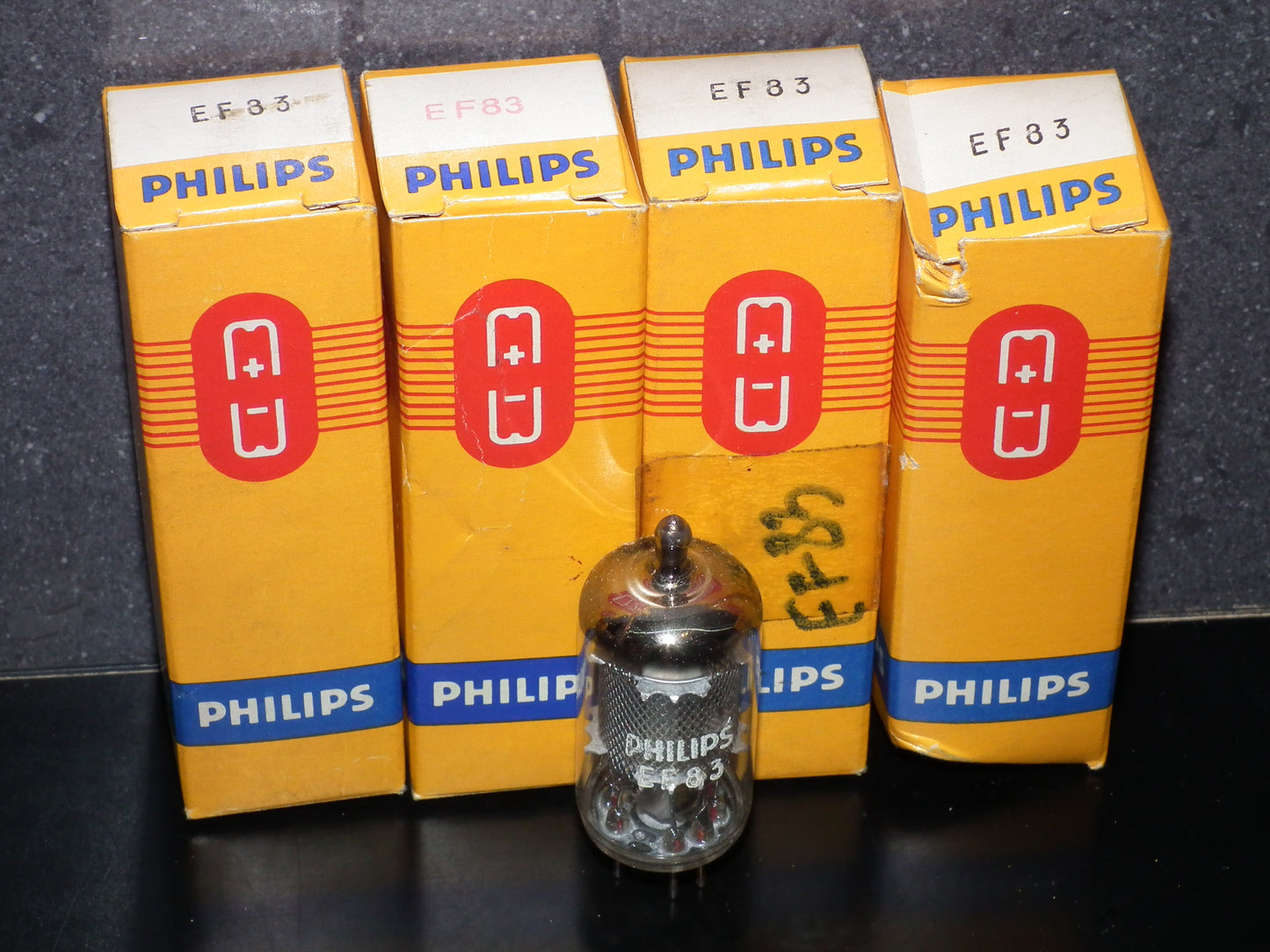 EF83 Philips NOS NIB Low Noise Audio Pentode Microphone