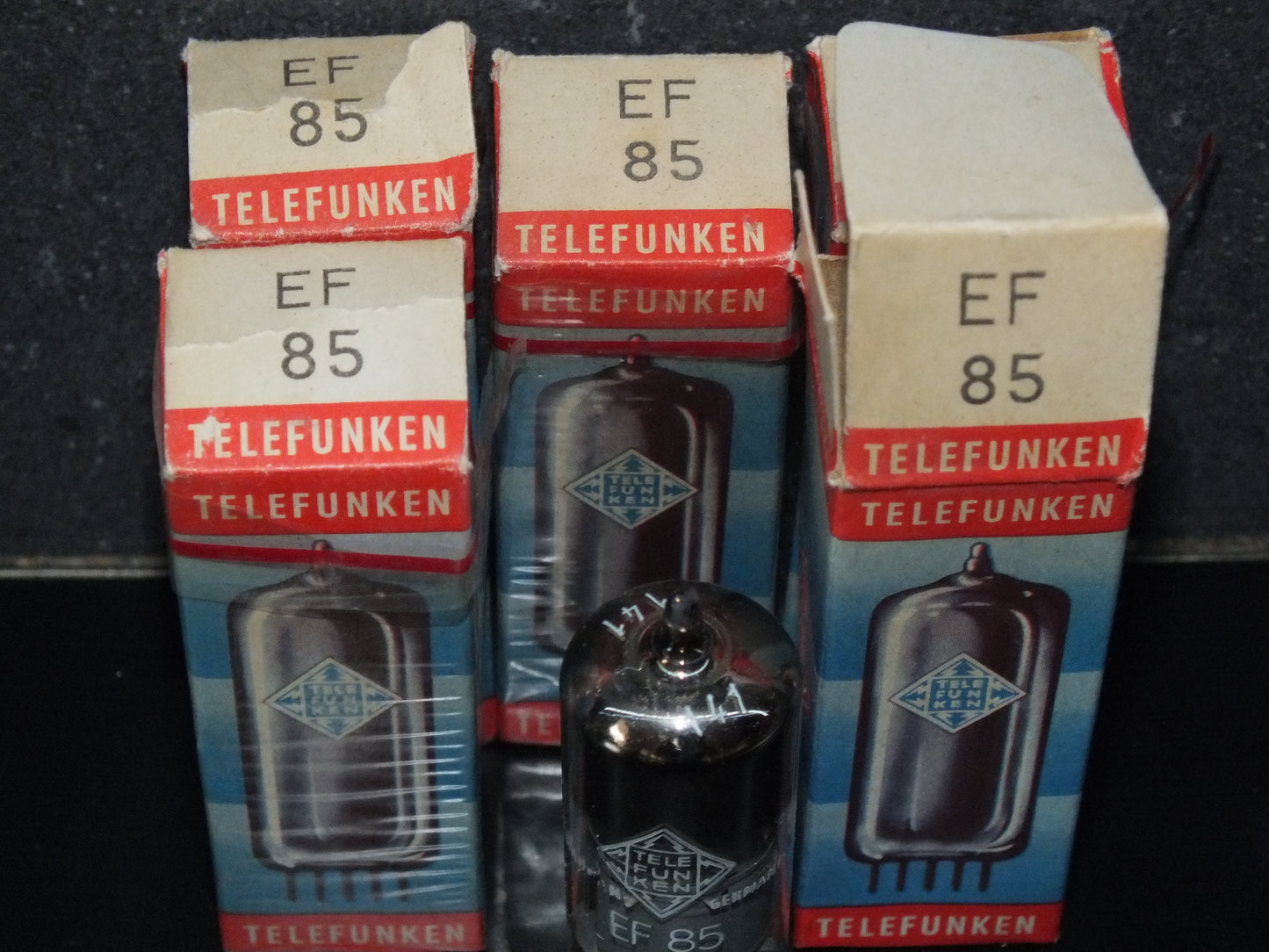 EF85 Telefunken 6BY7 NOS NIB West Germany Diamond Bottom