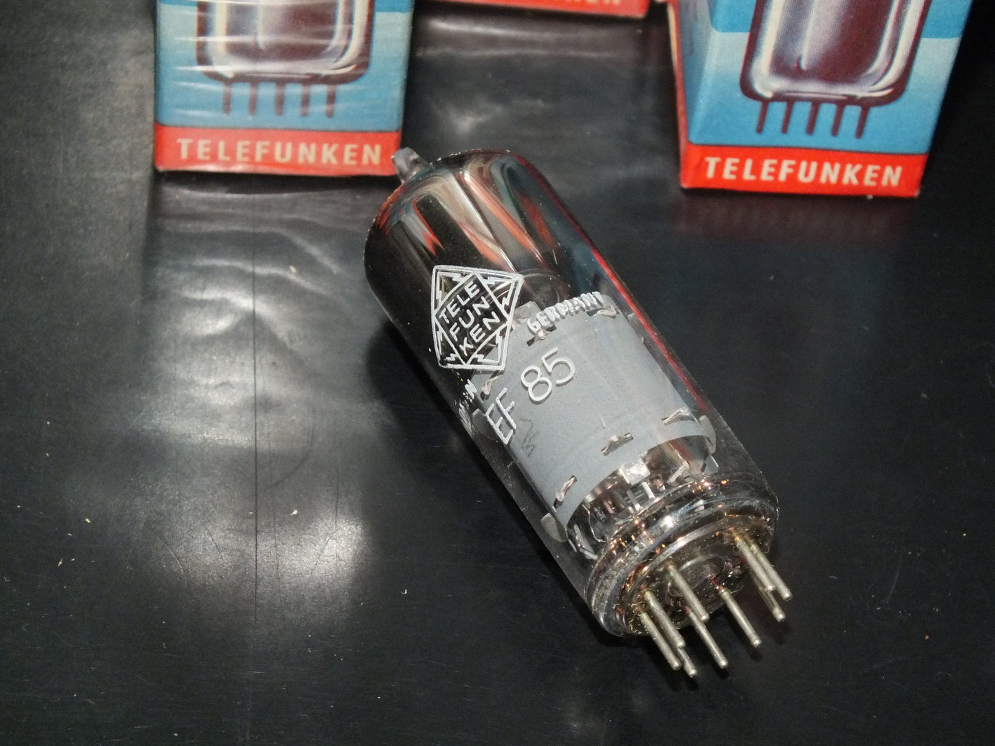 EF85 Telefunken 6BY7 NOS NIB West Germany Diamond Bottom