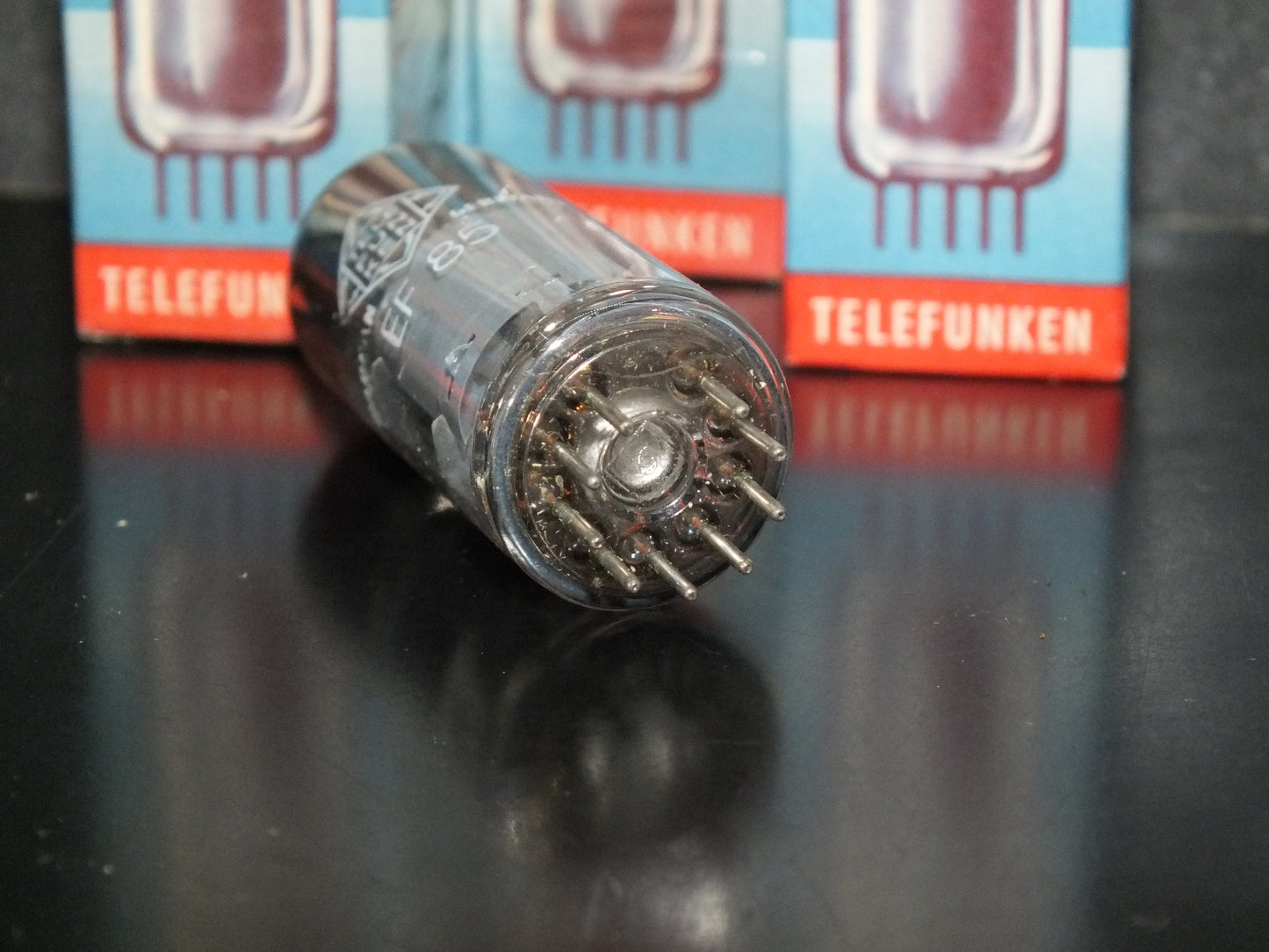 EF85 Telefunken 6BY7 NOS NIB West Germany Diamond Bottom
