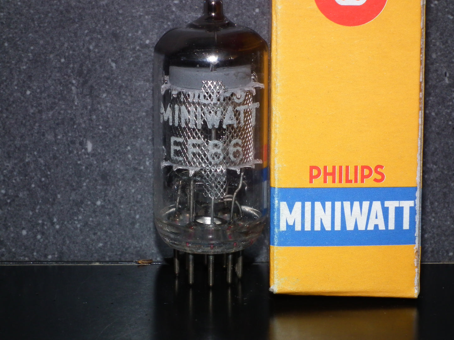 EF86 Philips 6267 NOS Mesh Anode 60s