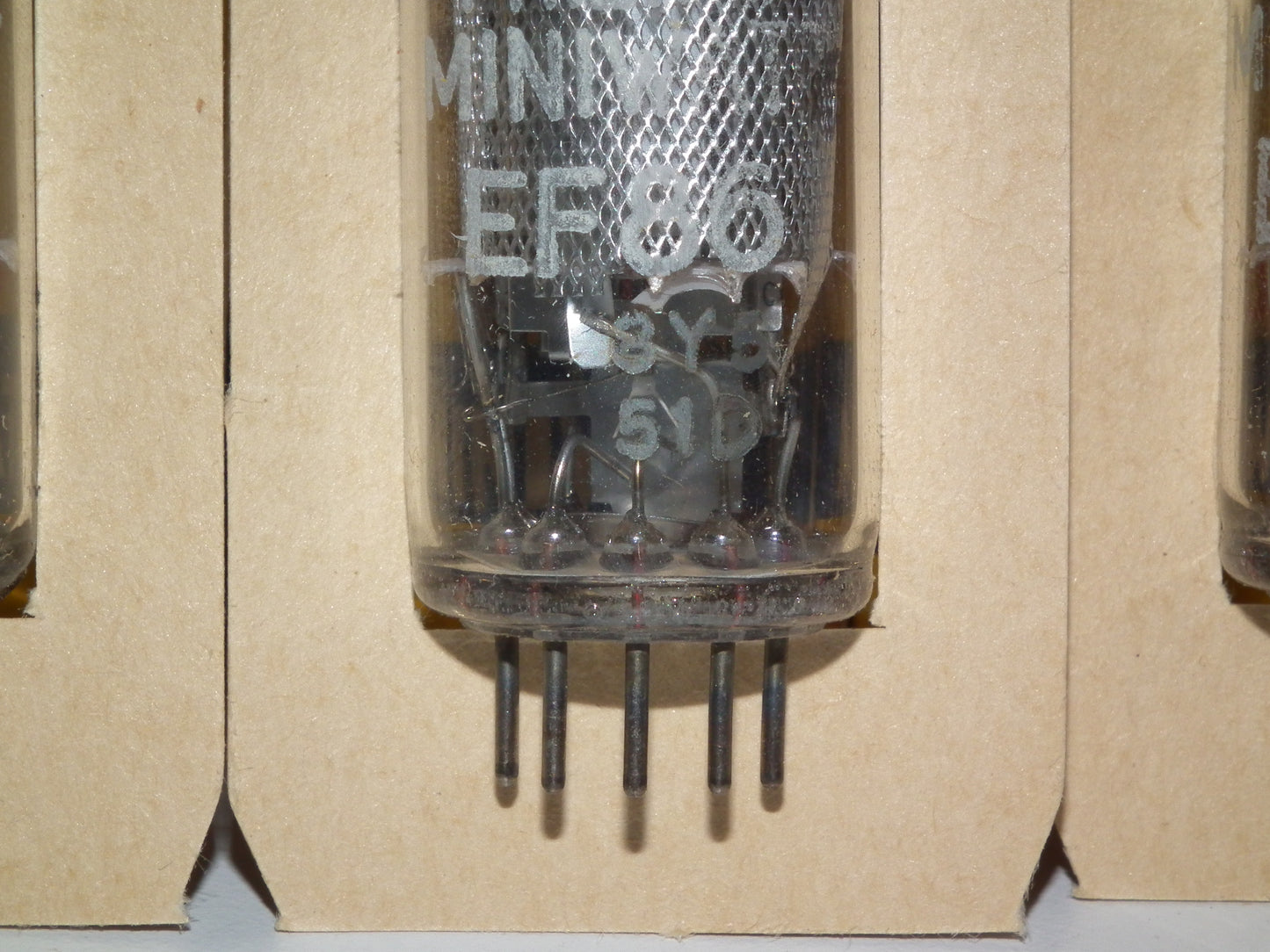 EF86 Philips 6267 NOS Mesh Plate Holland Eindhoven 1960