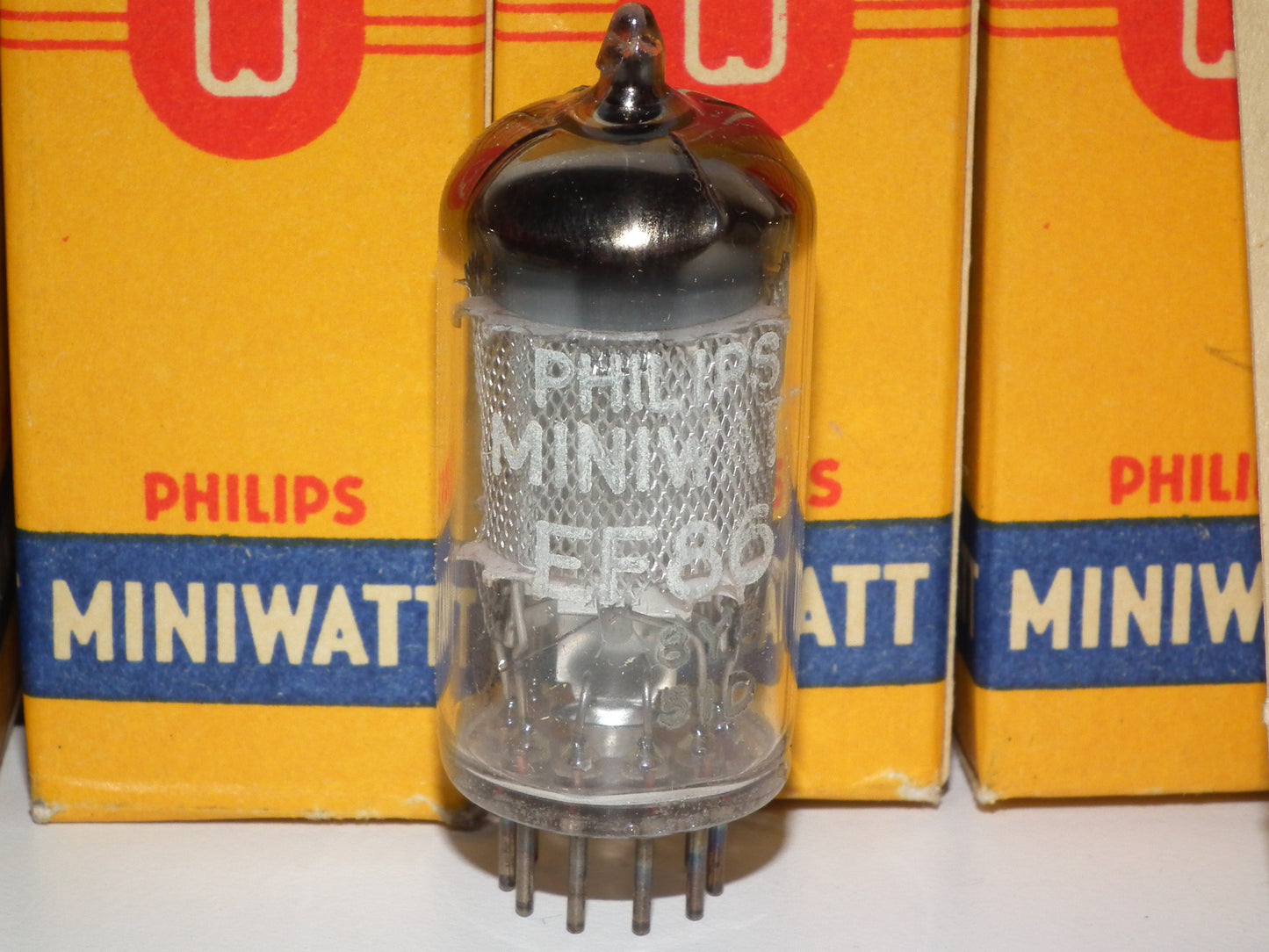 EF86 Philips 6267 NOS Mesh Plate Holland Eindhoven 1960