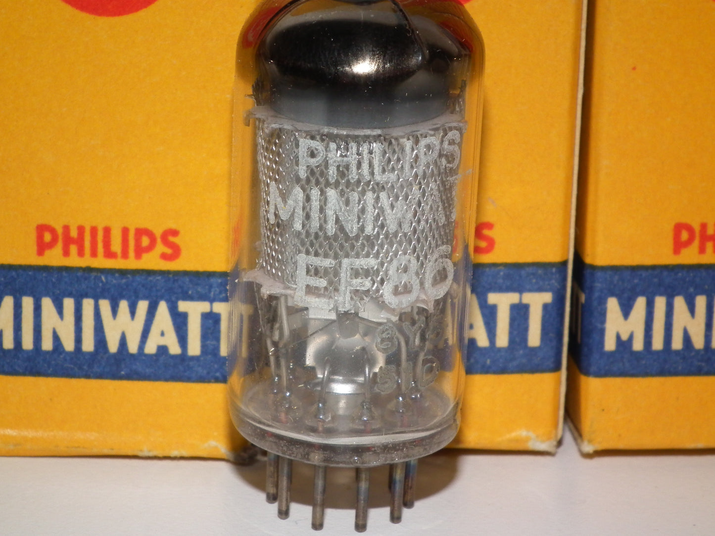 EF86 Philips 6267 NOS Mesh Plate Holland Eindhoven 1960